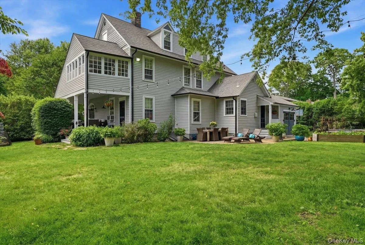 39 Little East Neck Road, Babylon, NY, 5 Bedrooms Bedrooms, 11 Rooms Rooms,2 BathroomsBathrooms,Residential,For Rent,Little East Neck,0,1012049 39 Little East Neck Road, Babylon, NY, 5 Bedrooms Bedrooms, 11 Rooms Rooms,2 BathroomsBathrooms,Residential,For Rent,Little East Neck,0,1012049