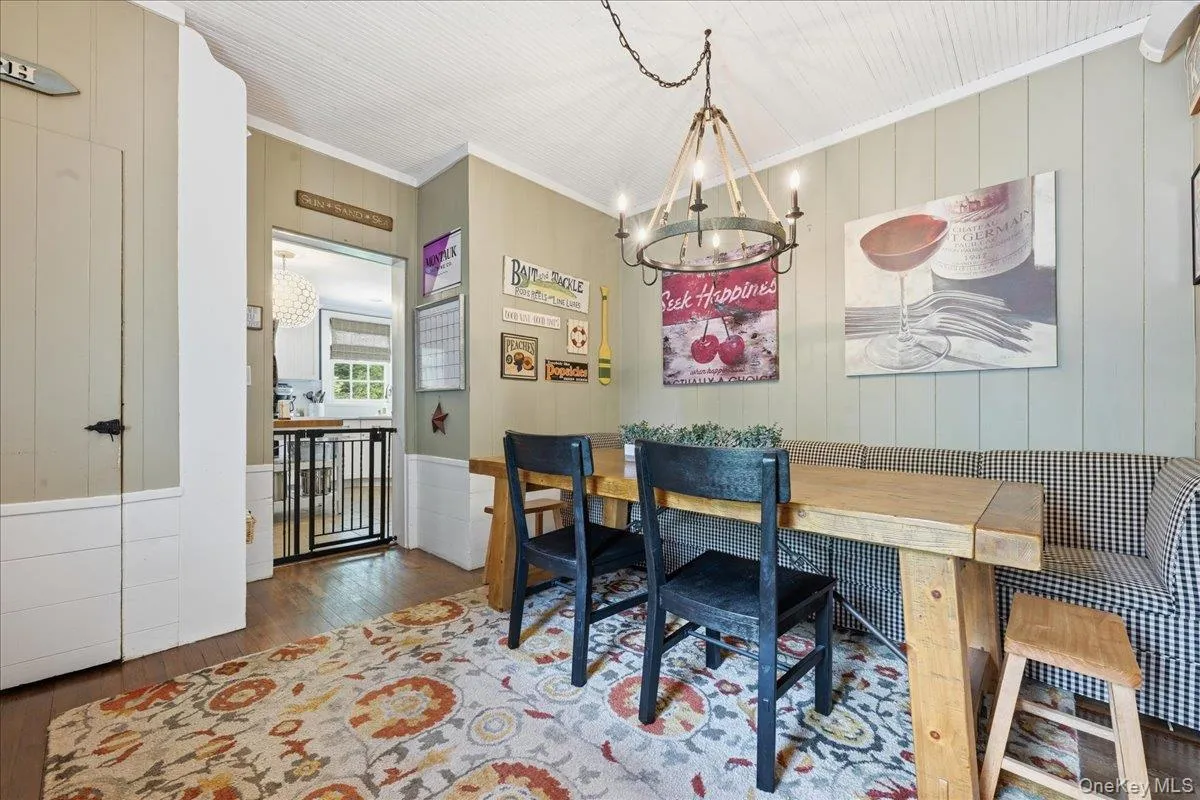 39 Little East Neck Road, Babylon, NY, 5 Bedrooms Bedrooms, 11 Rooms Rooms,2 BathroomsBathrooms,Residential,For Rent,Little East Neck,0,1012049 39 Little East Neck Road, Babylon, NY, 5 Bedrooms Bedrooms, 11 Rooms Rooms,2 BathroomsBathrooms,Residential,For Rent,Little East Neck,0,1012049