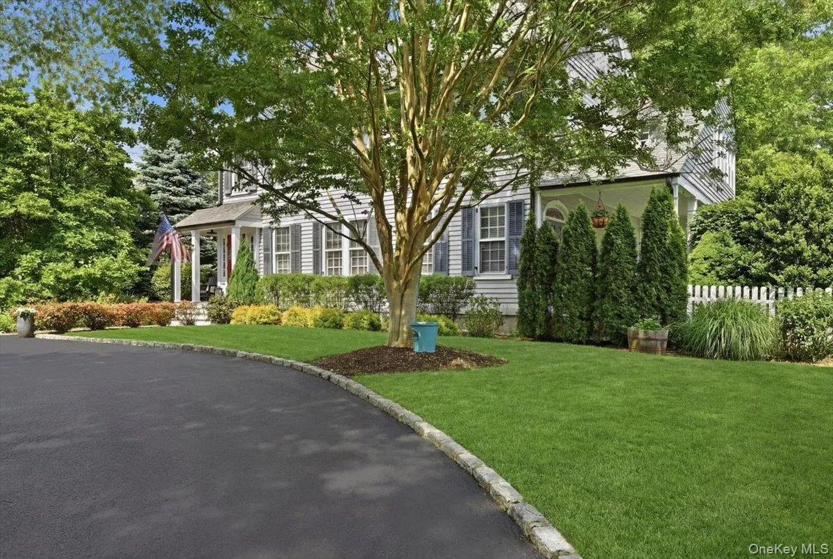39 Little East Neck Road, Babylon, NY, 5 Bedrooms Bedrooms, 11 Rooms Rooms,2 BathroomsBathrooms,Residential,For Rent,Little East Neck,0,1012049 39 Little East Neck Road, Babylon, NY, 5 Bedrooms Bedrooms, 11 Rooms Rooms,2 BathroomsBathrooms,Residential,For Rent,Little East Neck,0,1012049