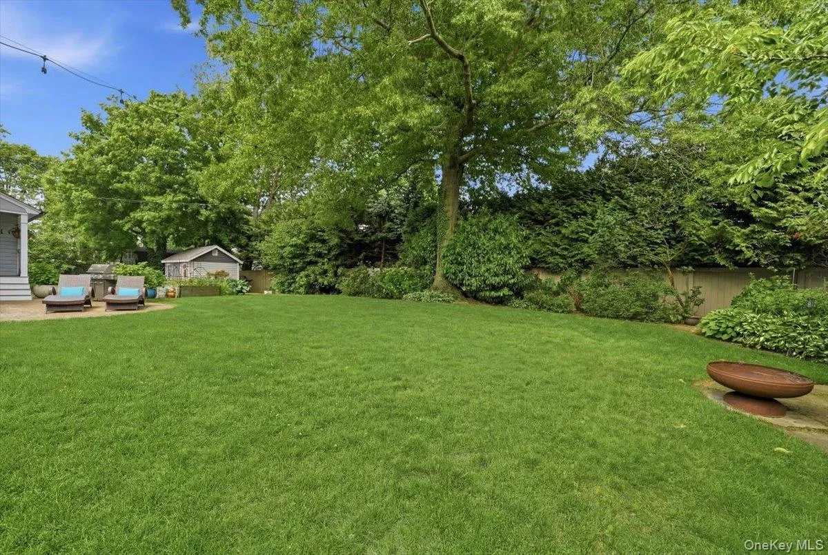 39 Little East Neck Road, Babylon, NY, 5 Bedrooms Bedrooms, 11 Rooms Rooms,2 BathroomsBathrooms,Residential,For Rent,Little East Neck,0,1012049 39 Little East Neck Road, Babylon, NY, 5 Bedrooms Bedrooms, 11 Rooms Rooms,2 BathroomsBathrooms,Residential,For Rent,Little East Neck,0,1012049