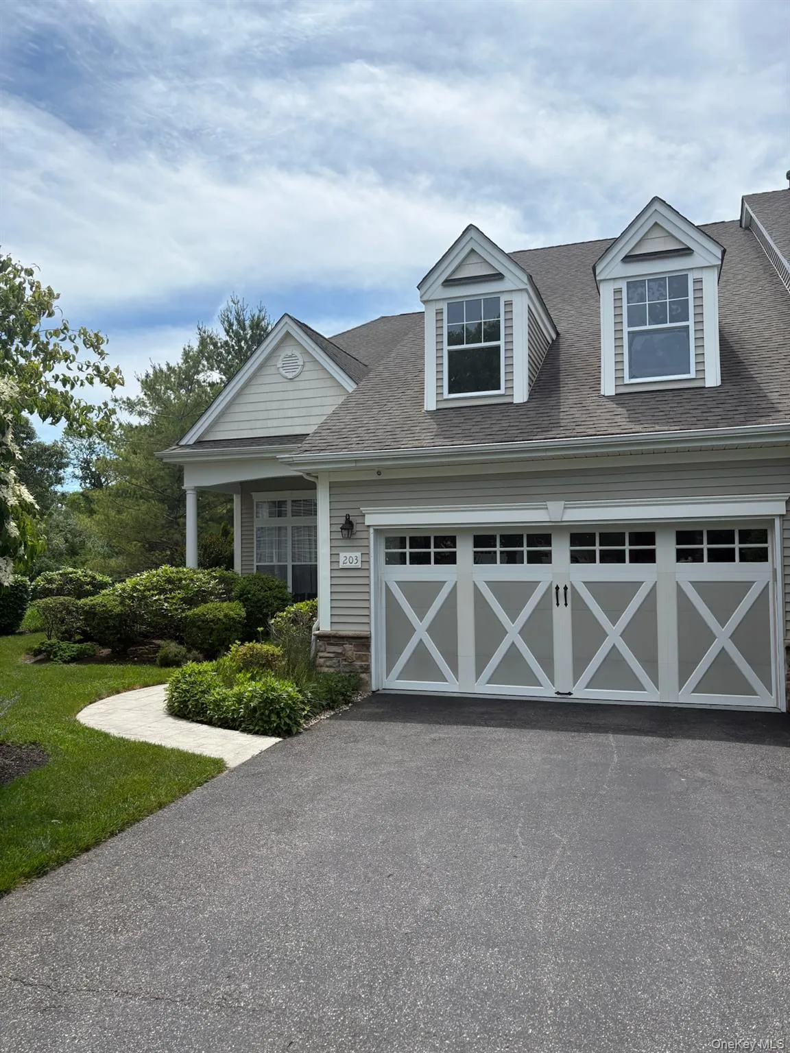 203 Bach Court, Brookhaven, NY, 2 Bedrooms Bedrooms, 11 Rooms Rooms,2 BathroomsBathrooms,Residential,For Rent,Bach,0,1012050 203 Bach Court, Brookhaven, NY, 2 Bedrooms Bedrooms, 11 Rooms Rooms,2 BathroomsBathrooms,Residential,For Rent,Bach,0,1012050