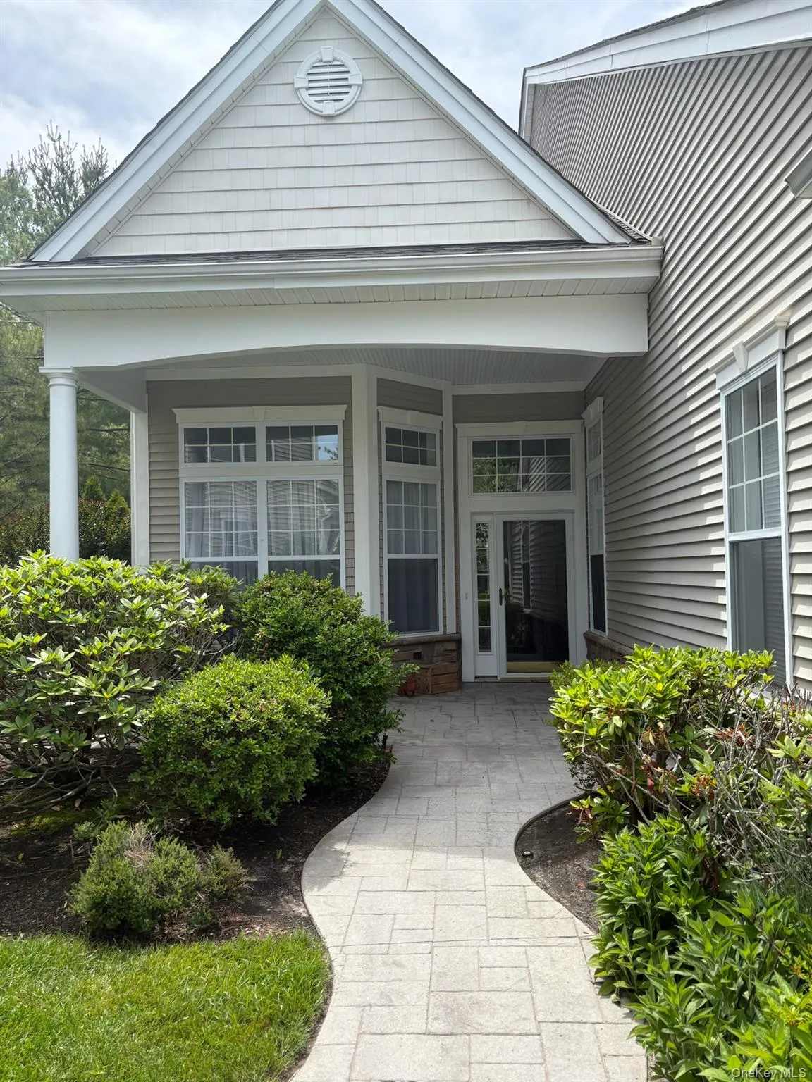 203 Bach Court, Brookhaven, NY, 2 Bedrooms Bedrooms, 11 Rooms Rooms,2 BathroomsBathrooms,Residential,For Rent,Bach,0,1012050 203 Bach Court, Brookhaven, NY, 2 Bedrooms Bedrooms, 11 Rooms Rooms,2 BathroomsBathrooms,Residential,For Rent,Bach,0,1012050