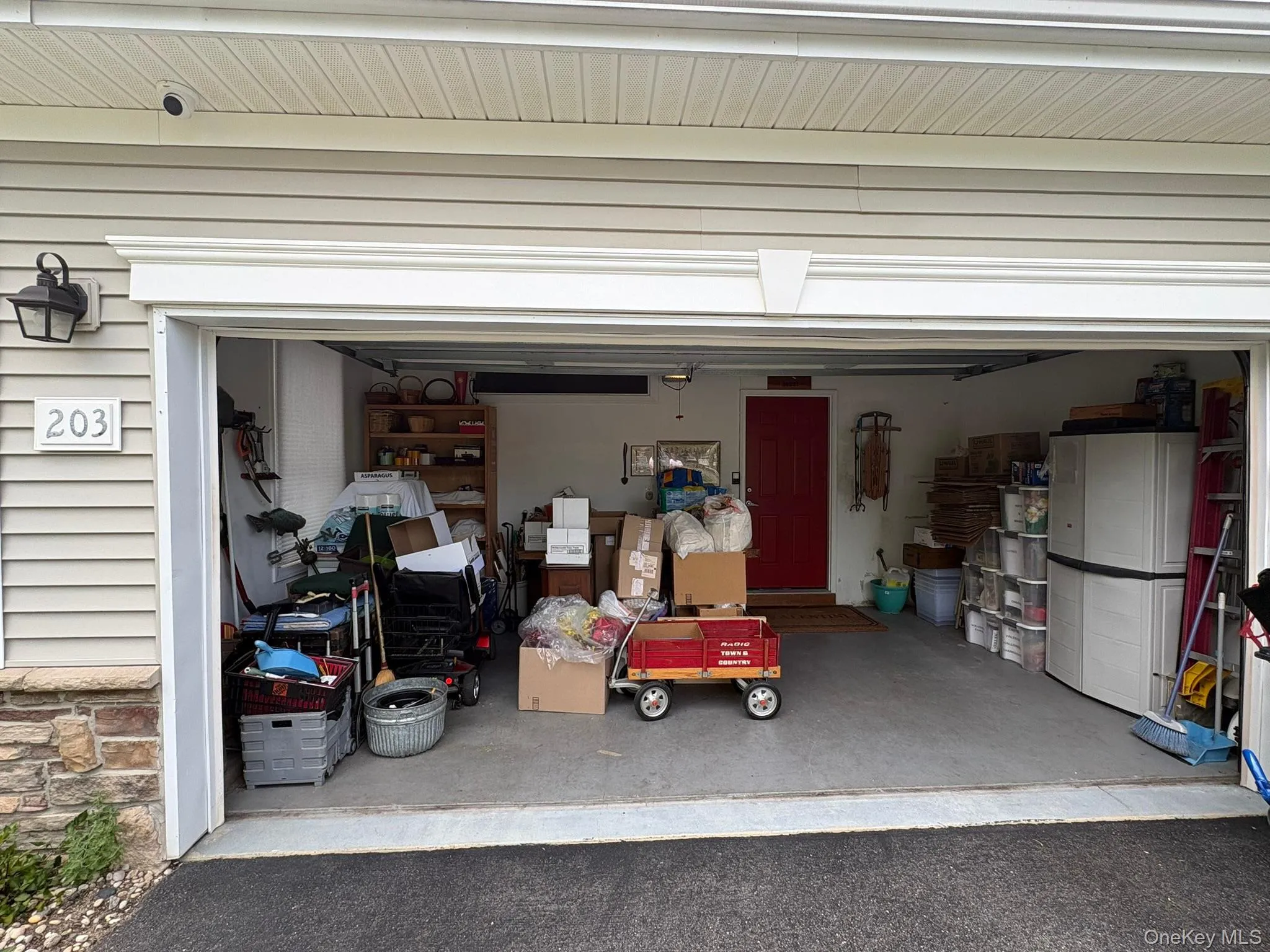 203 Bach Court, Brookhaven, NY, 2 Bedrooms Bedrooms, 11 Rooms Rooms,2 BathroomsBathrooms,Residential,For Rent,Bach,0,1012050 203 Bach Court, Brookhaven, NY, 2 Bedrooms Bedrooms, 11 Rooms Rooms,2 BathroomsBathrooms,Residential,For Rent,Bach,0,1012050