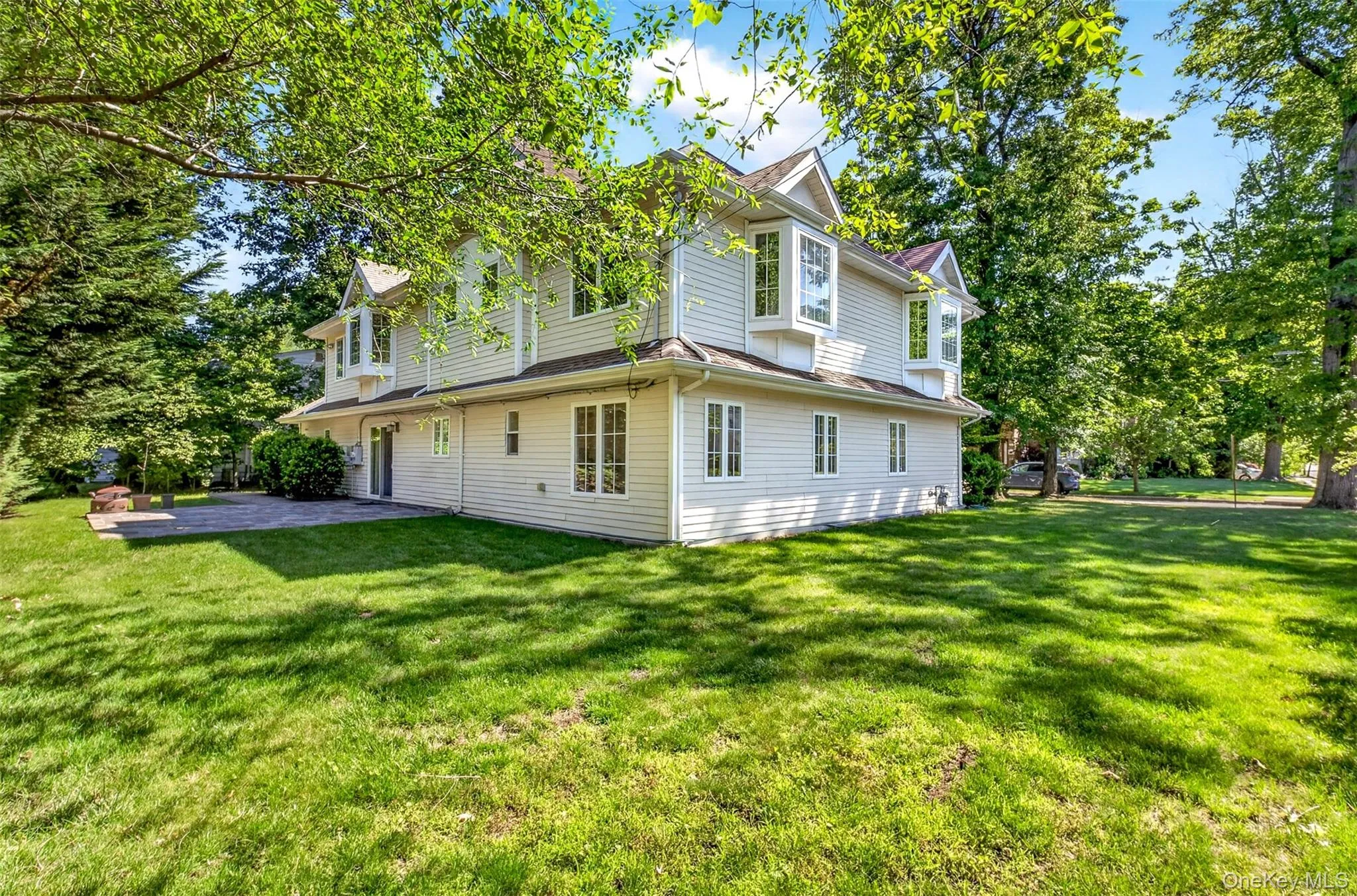 60 Plymouth Road, North Hempstead, NY, 5 Bedrooms Bedrooms, 14 Rooms Rooms,4 BathroomsBathrooms,Residential,For Rent,Plymouth,0,1012053 60 Plymouth Road, North Hempstead, NY, 5 Bedrooms Bedrooms, 14 Rooms Rooms,4 BathroomsBathrooms,Residential,For Rent,Plymouth,0,1012053
