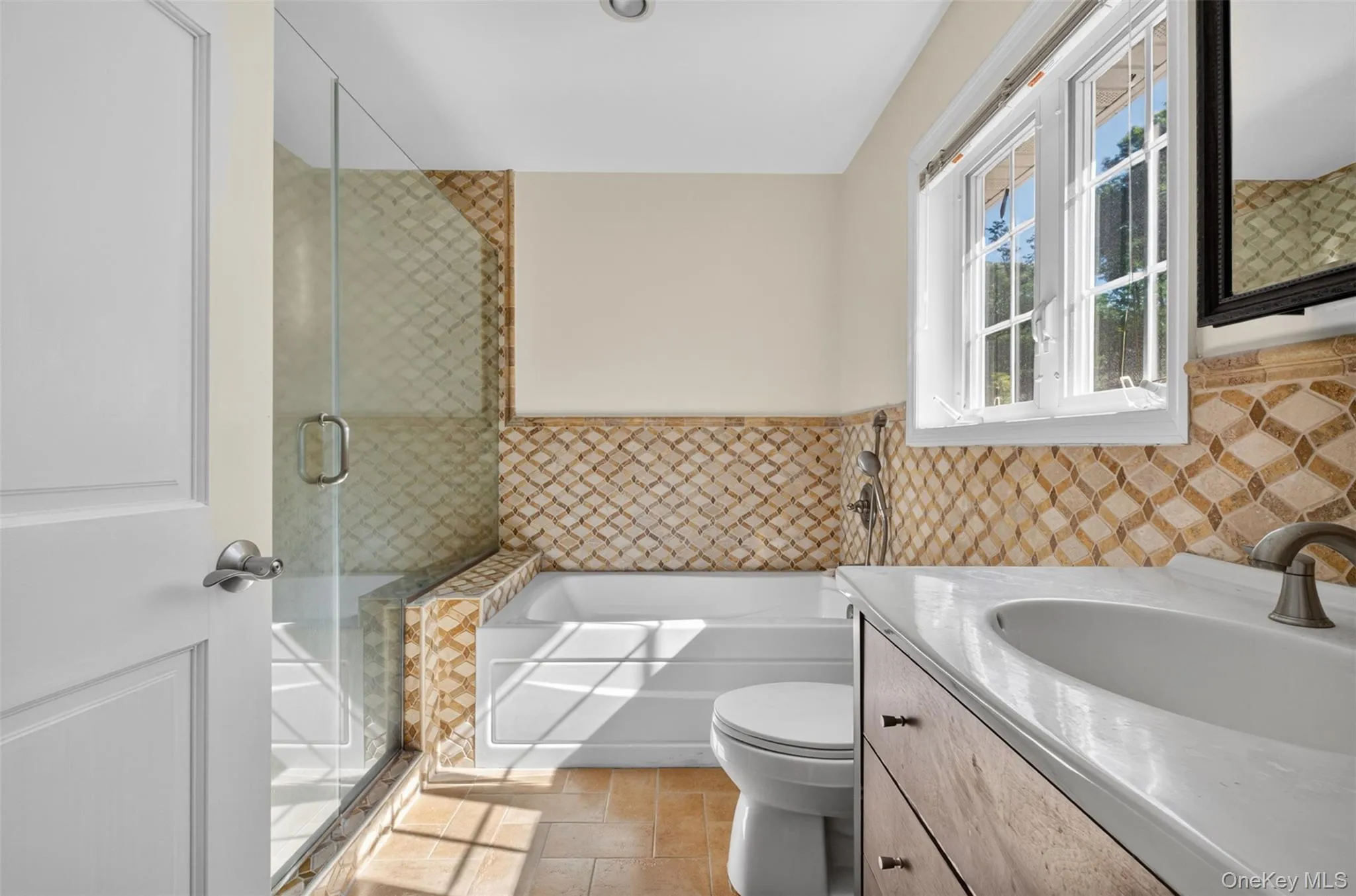 60 Plymouth Road, North Hempstead, NY, 5 Bedrooms Bedrooms, 14 Rooms Rooms,4 BathroomsBathrooms,Residential,For Rent,Plymouth,0,1012053 60 Plymouth Road, North Hempstead, NY, 5 Bedrooms Bedrooms, 14 Rooms Rooms,4 BathroomsBathrooms,Residential,For Rent,Plymouth,0,1012053