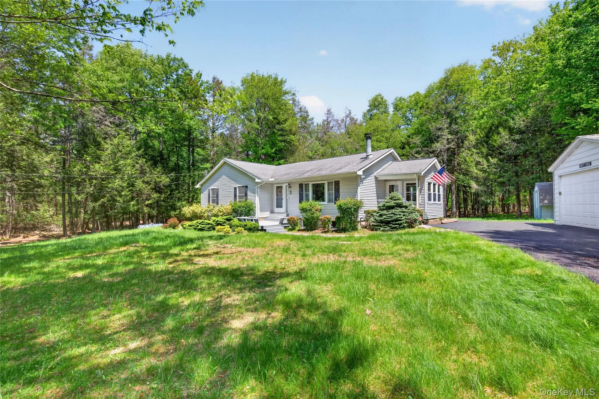 284 Bowers Road, Thompson, NY, 3 Bedrooms Bedrooms, 8 Rooms Rooms,2 BathroomsBathrooms,Residential,For Rent,Bowers,0,1012054 284 Bowers Road, Thompson, NY, 3 Bedrooms Bedrooms, 8 Rooms Rooms,2 BathroomsBathrooms,Residential,For Rent,Bowers,0,1012054