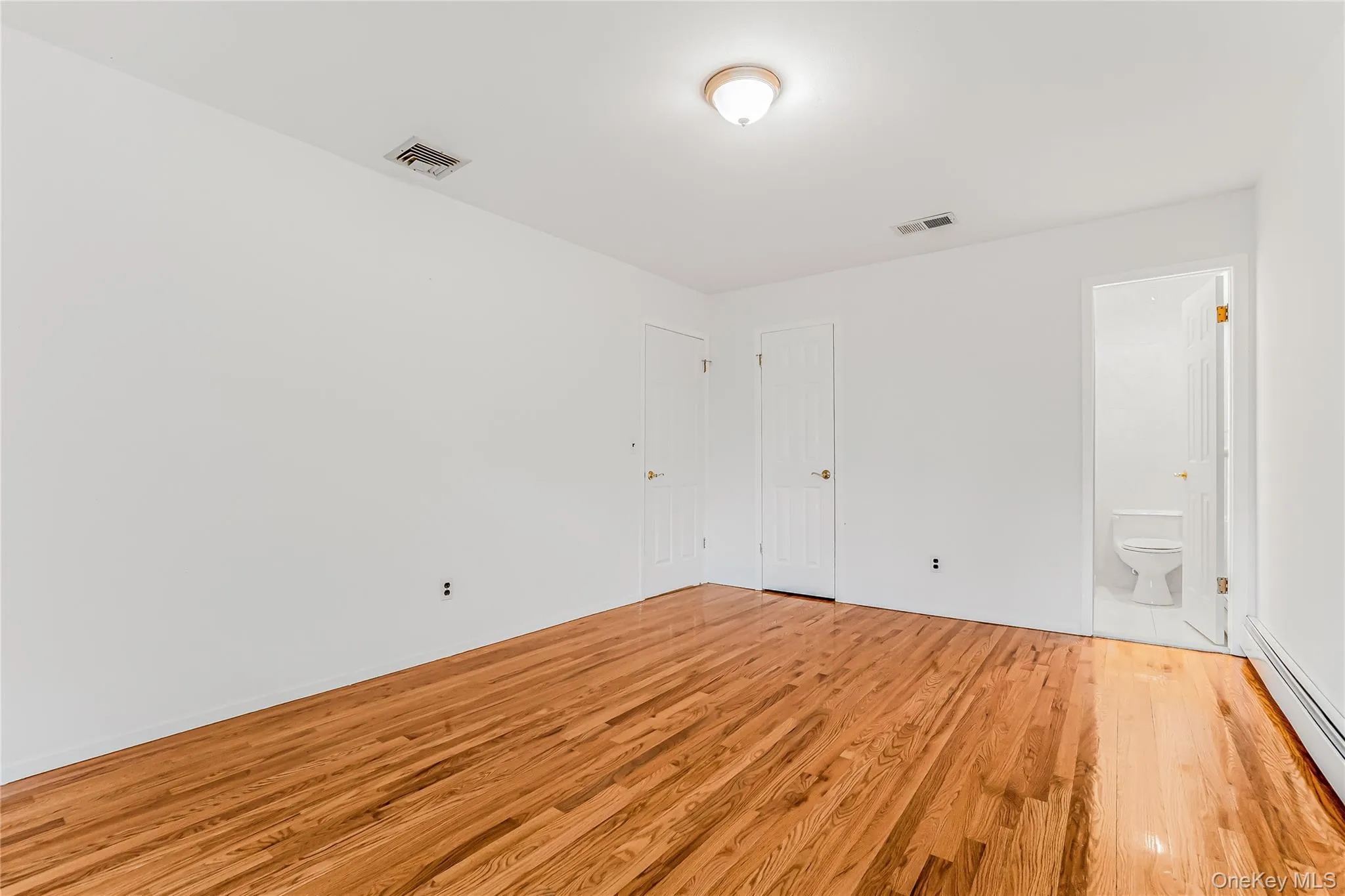 8 8th Street, North Hempstead, NY, 3 Bedrooms Bedrooms, 7 Rooms Rooms,3 BathroomsBathrooms,Residential,For Rent,8th,0,1012060 8 8th Street, North Hempstead, NY, 3 Bedrooms Bedrooms, 7 Rooms Rooms,3 BathroomsBathrooms,Residential,For Rent,8th,0,1012060