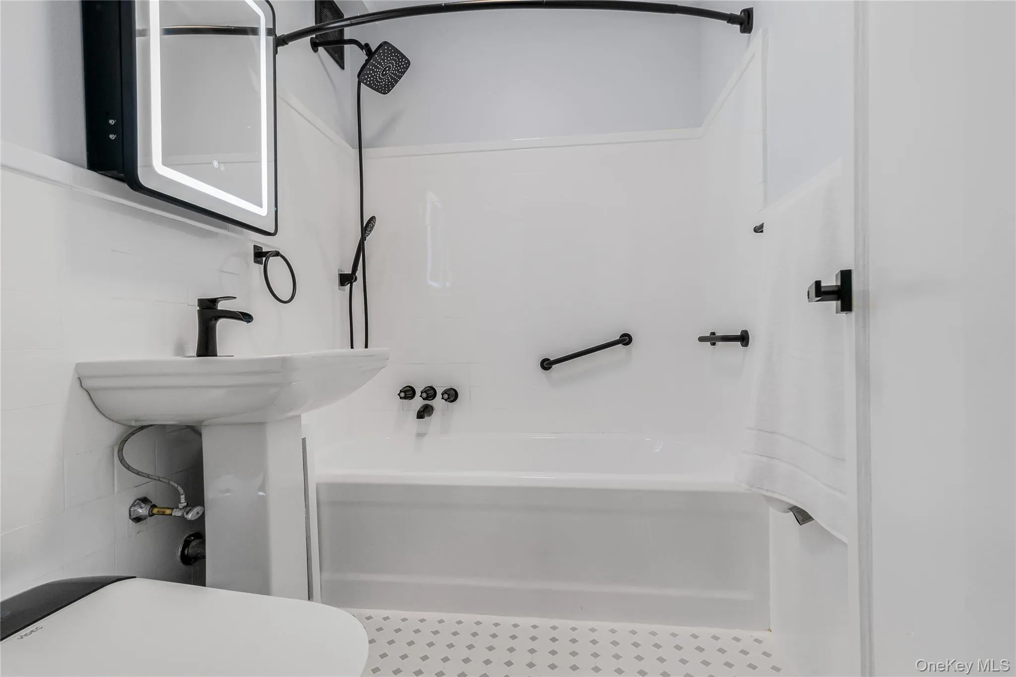 101 Lafayette Avenue, New York, NY, 3 Rooms Rooms,1 BathroomBathrooms,Residential,For Rent,Lafayette,0,1012061 101 Lafayette Avenue, New York, NY, 3 Rooms Rooms,1 BathroomBathrooms,Residential,For Rent,Lafayette,0,1012061
