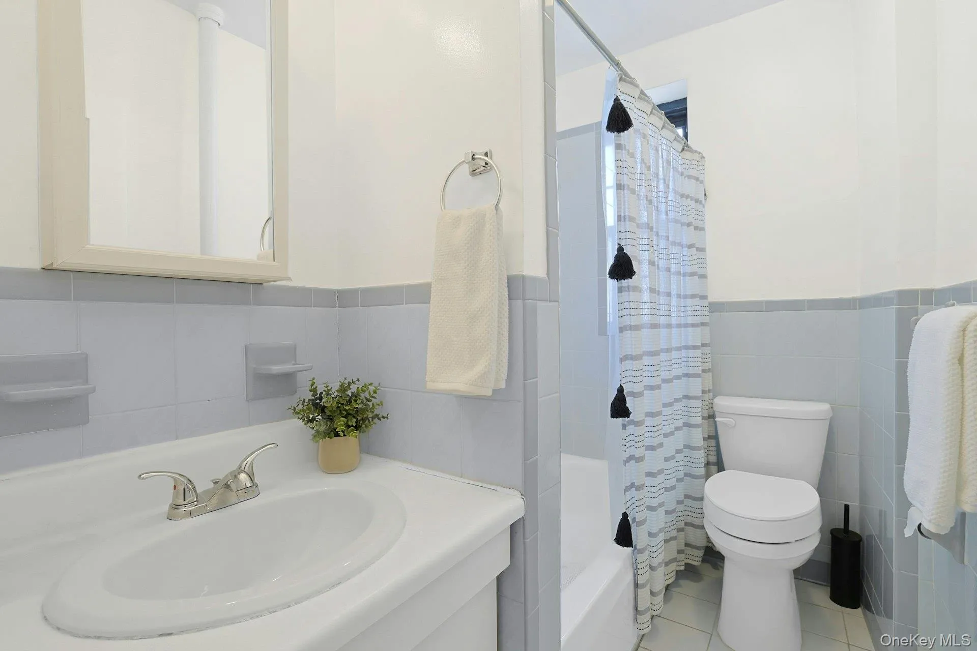 1273 North Avenue, New Rochelle, NY, 1 Bedroom Bedrooms, 4 Rooms Rooms,1 BathroomBathrooms,Residential,For Rent,North,0,1012062 1273 North Avenue, New Rochelle, NY, 1 Bedroom Bedrooms, 4 Rooms Rooms,1 BathroomBathrooms,Residential,For Rent,North,0,1012062