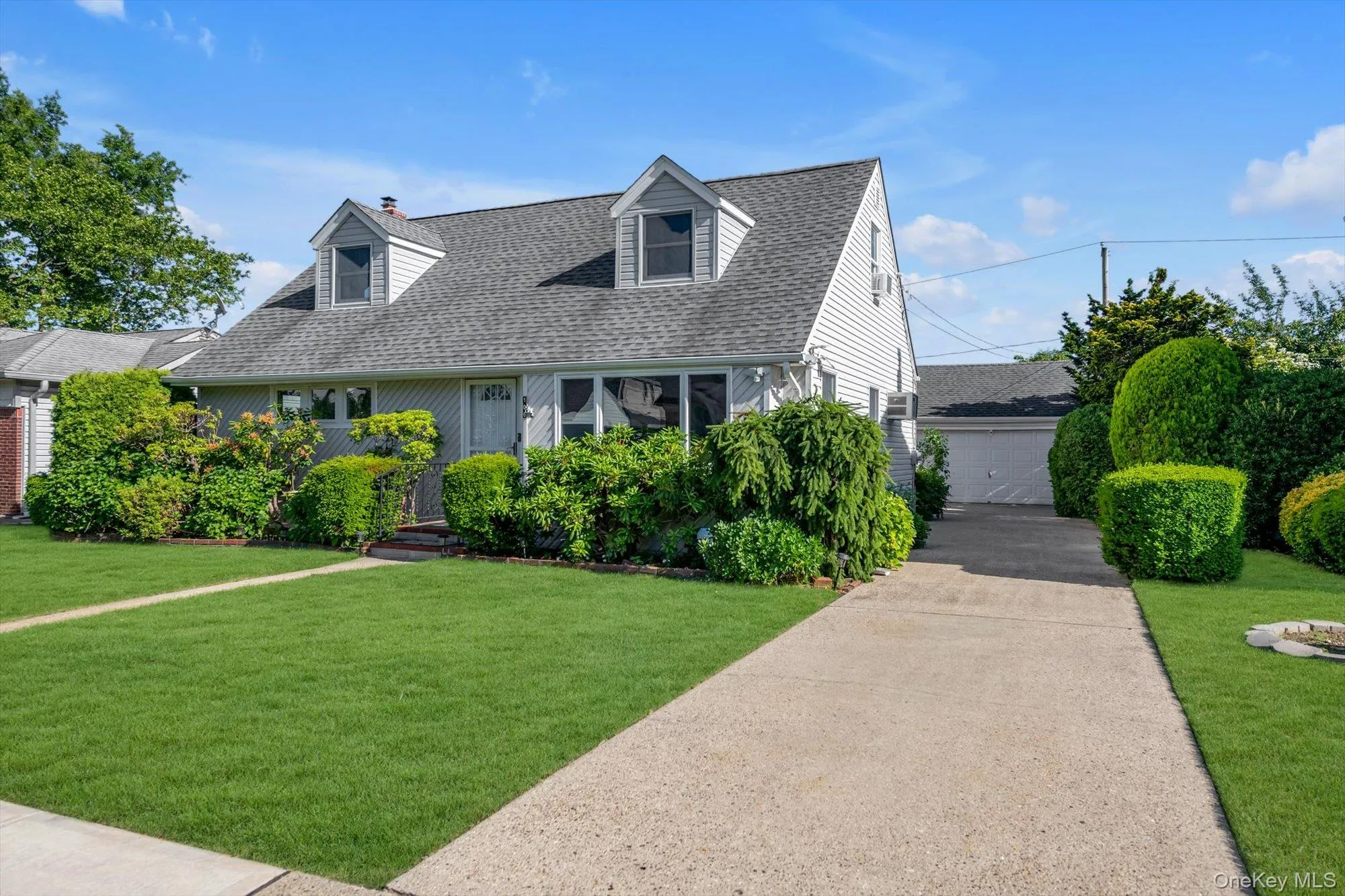 106 Campbell Street, North Hempstead, NY, 4 Bedrooms Bedrooms, 5 Rooms Rooms,2 BathroomsBathrooms,Residential,For Rent,Campbell,0,1012064 106 Campbell Street, North Hempstead, NY, 4 Bedrooms Bedrooms, 5 Rooms Rooms,2 BathroomsBathrooms,Residential,For Rent,Campbell,0,1012064