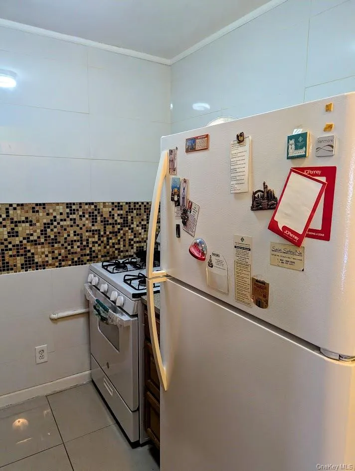 94-31 60 Ave, New York, NY, 2 Rooms Rooms,1 BathroomBathrooms,Residential,For Rent,60 Ave,0,1012071 94-31 60 Ave, New York, NY, 2 Rooms Rooms,1 BathroomBathrooms,Residential,For Rent,60 Ave,0,1012071