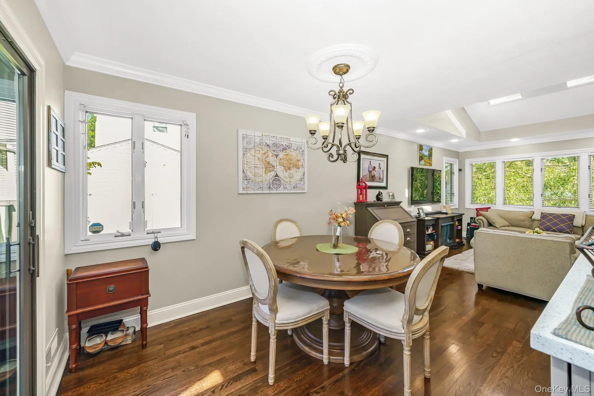 9 Wayne Place, Smithtown, NY, 3 Bedrooms Bedrooms, 7 Rooms Rooms,1 BathroomBathrooms,Residential,For Rent,Wayne,0,1012076 9 Wayne Place, Smithtown, NY, 3 Bedrooms Bedrooms, 7 Rooms Rooms,1 BathroomBathrooms,Residential,For Rent,Wayne,0,1012076