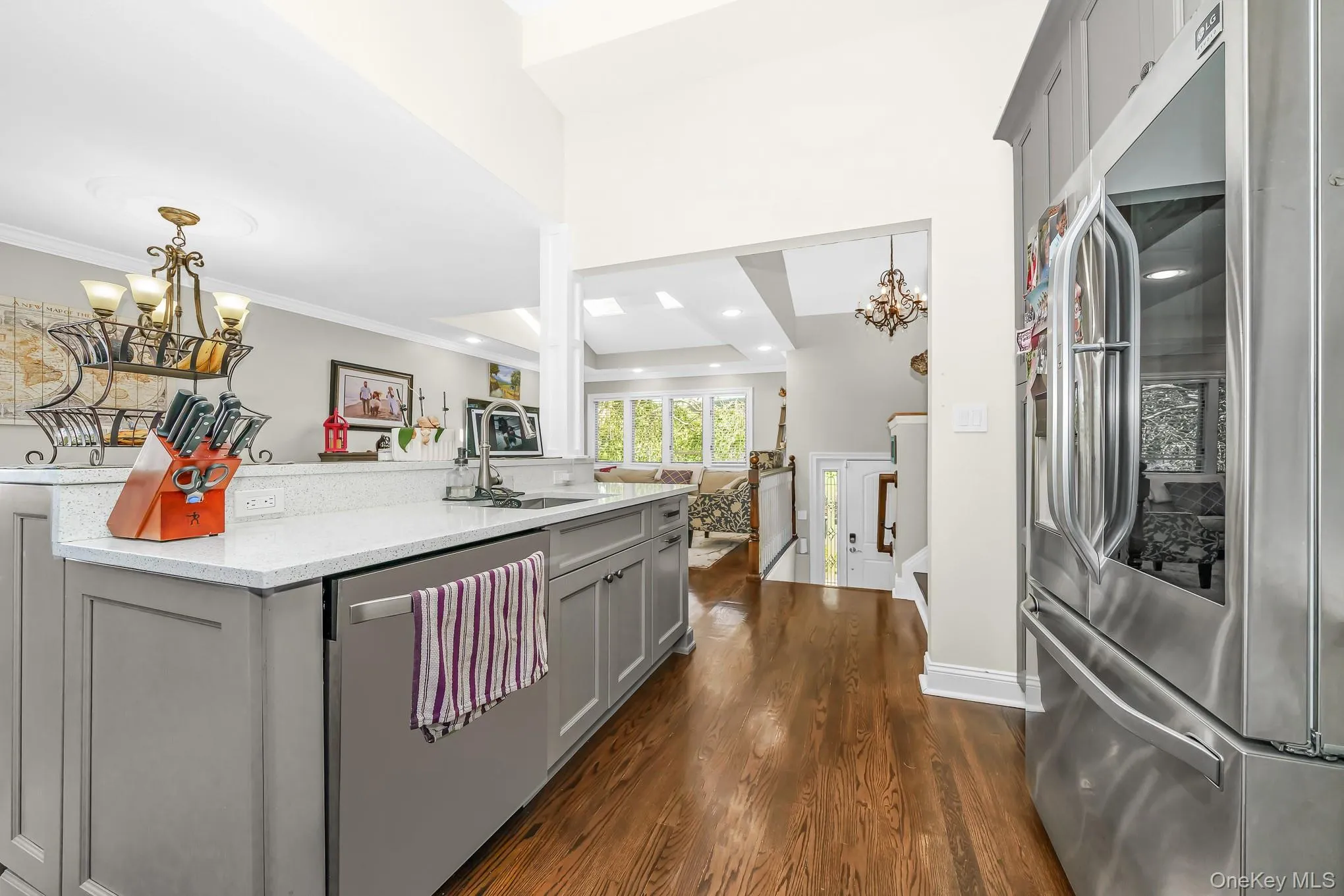 9 Wayne Place, Smithtown, NY, 3 Bedrooms Bedrooms, 7 Rooms Rooms,1 BathroomBathrooms,Residential,For Rent,Wayne,0,1012076 9 Wayne Place, Smithtown, NY, 3 Bedrooms Bedrooms, 7 Rooms Rooms,1 BathroomBathrooms,Residential,For Rent,Wayne,0,1012076