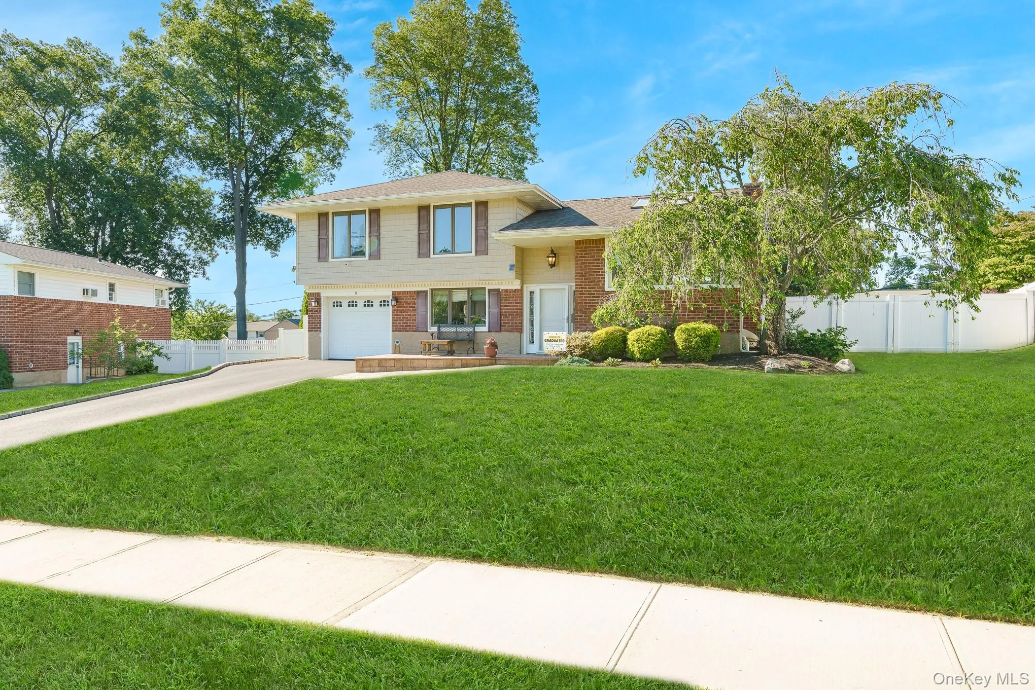 9 Wayne Place, Smithtown, NY, 3 Bedrooms Bedrooms, 7 Rooms Rooms,1 BathroomBathrooms,Residential,For Rent,Wayne,0,1012076 9 Wayne Place, Smithtown, NY, 3 Bedrooms Bedrooms, 7 Rooms Rooms,1 BathroomBathrooms,Residential,For Rent,Wayne,0,1012076