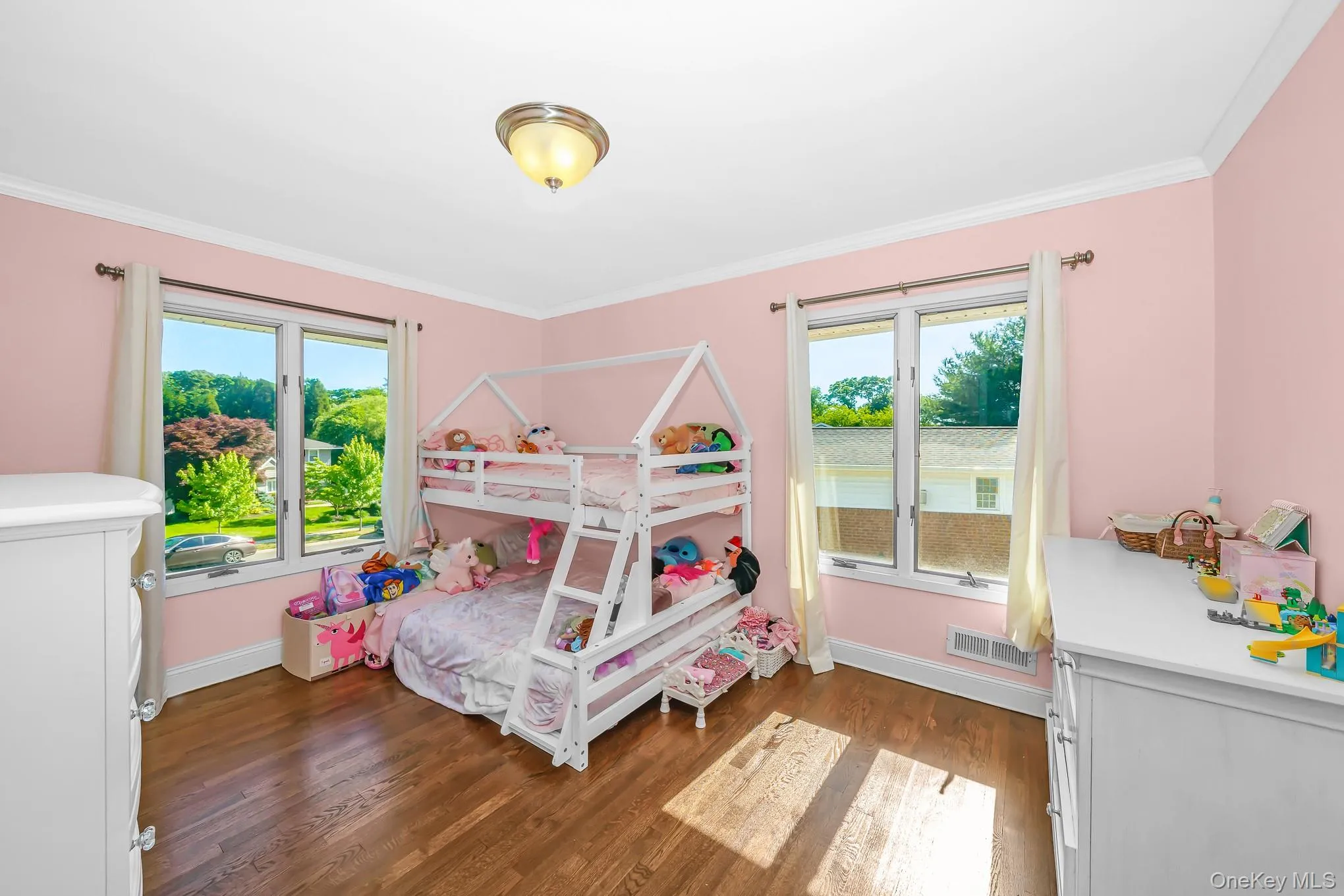 9 Wayne Place, Smithtown, NY, 3 Bedrooms Bedrooms, 7 Rooms Rooms,1 BathroomBathrooms,Residential,For Rent,Wayne,0,1012076 9 Wayne Place, Smithtown, NY, 3 Bedrooms Bedrooms, 7 Rooms Rooms,1 BathroomBathrooms,Residential,For Rent,Wayne,0,1012076