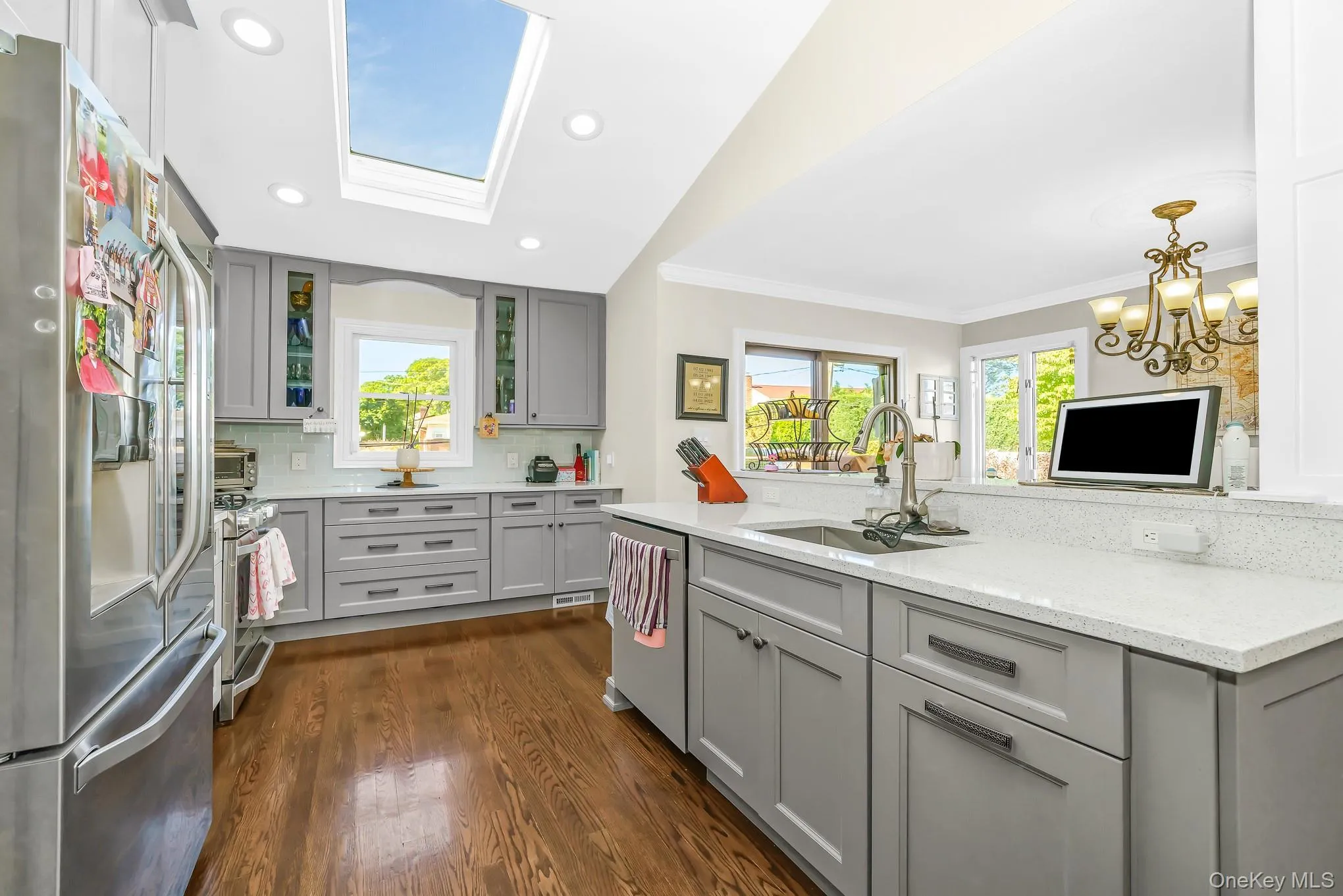 9 Wayne Place, Smithtown, NY, 3 Bedrooms Bedrooms, 7 Rooms Rooms,1 BathroomBathrooms,Residential,For Rent,Wayne,0,1012076 9 Wayne Place, Smithtown, NY, 3 Bedrooms Bedrooms, 7 Rooms Rooms,1 BathroomBathrooms,Residential,For Rent,Wayne,0,1012076