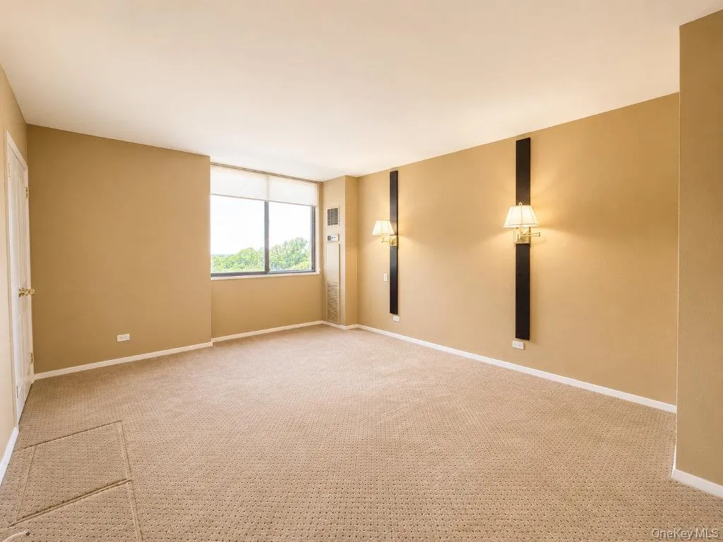 27110 Grand Central Parkway, New York, NY, 1 Bedroom Bedrooms, 4 Rooms Rooms,1 BathroomBathrooms,Residential,For Rent,Grand Central,0,1012078 27110 Grand Central Parkway, New York, NY, 1 Bedroom Bedrooms, 4 Rooms Rooms,1 BathroomBathrooms,Residential,For Rent,Grand Central,0,1012078