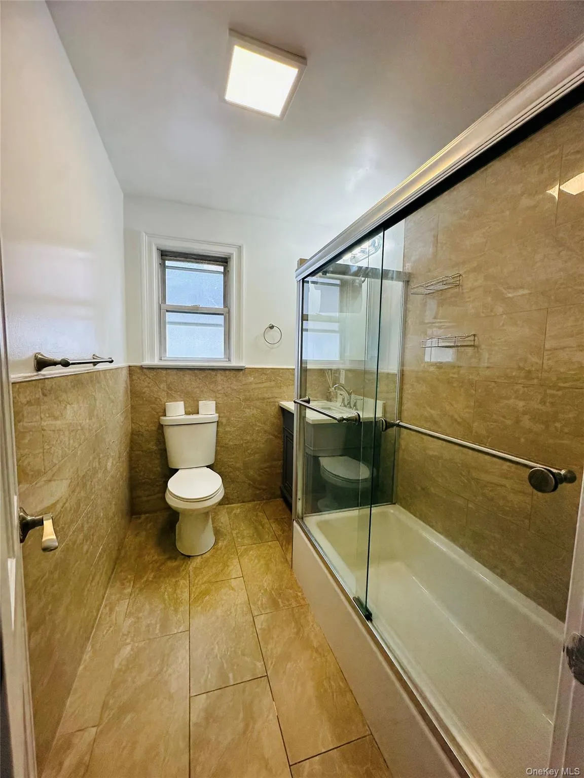 35 Lindsey Street, Yonkers, NY, 3 Bedrooms Bedrooms, 7 Rooms Rooms,1 BathroomBathrooms,Residential Lease,For Rent,Lindsey,0,1012081 35 Lindsey Street, Yonkers, NY, 3 Bedrooms Bedrooms, 7 Rooms Rooms,1 BathroomBathrooms,Residential Lease,For Rent,Lindsey,0,1012081