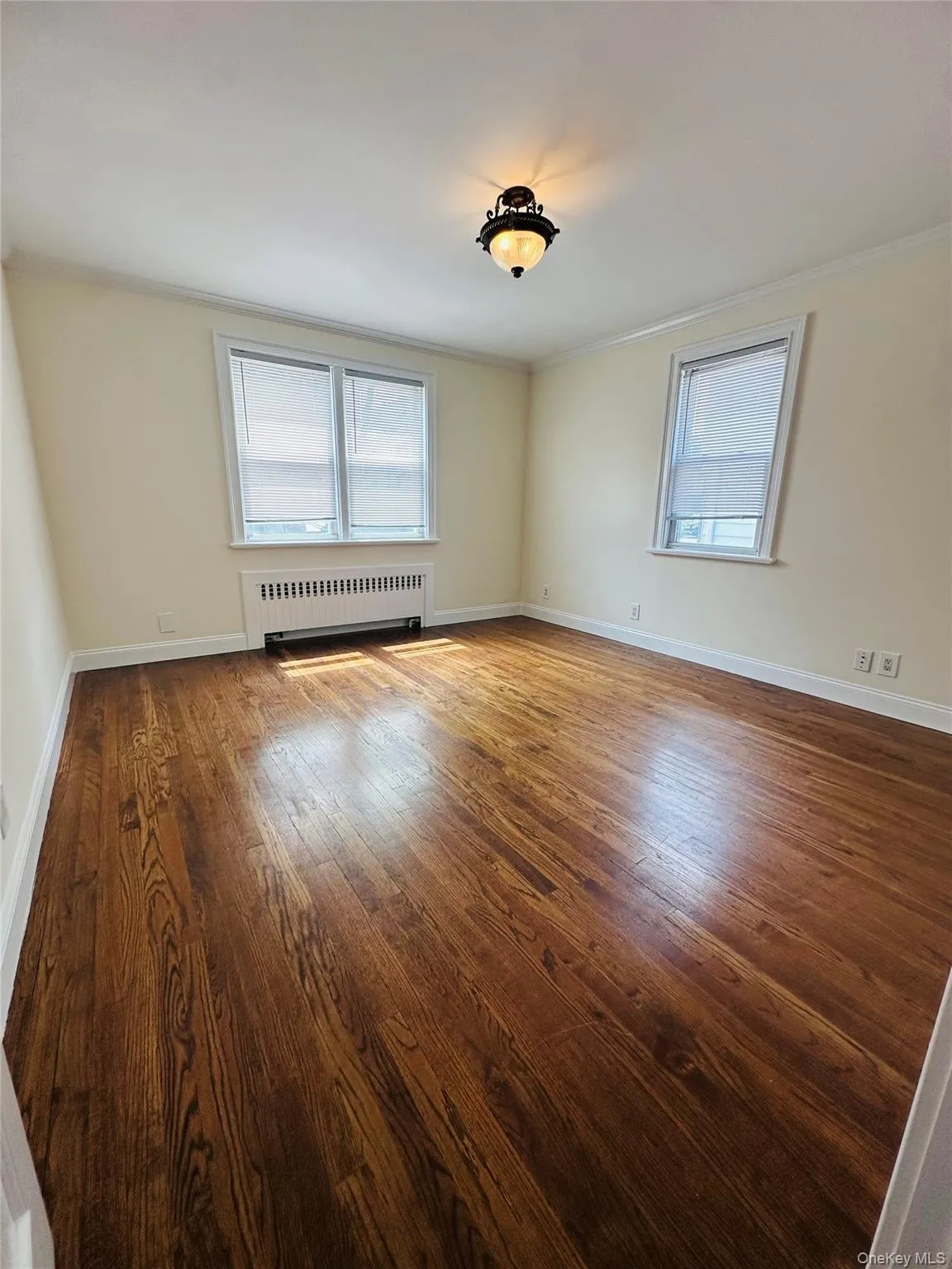 35 Lindsey Street, Yonkers, NY, 3 Bedrooms Bedrooms, 7 Rooms Rooms,1 BathroomBathrooms,Residential Lease,For Rent,Lindsey,0,1012081 35 Lindsey Street, Yonkers, NY, 3 Bedrooms Bedrooms, 7 Rooms Rooms,1 BathroomBathrooms,Residential Lease,For Rent,Lindsey,0,1012081