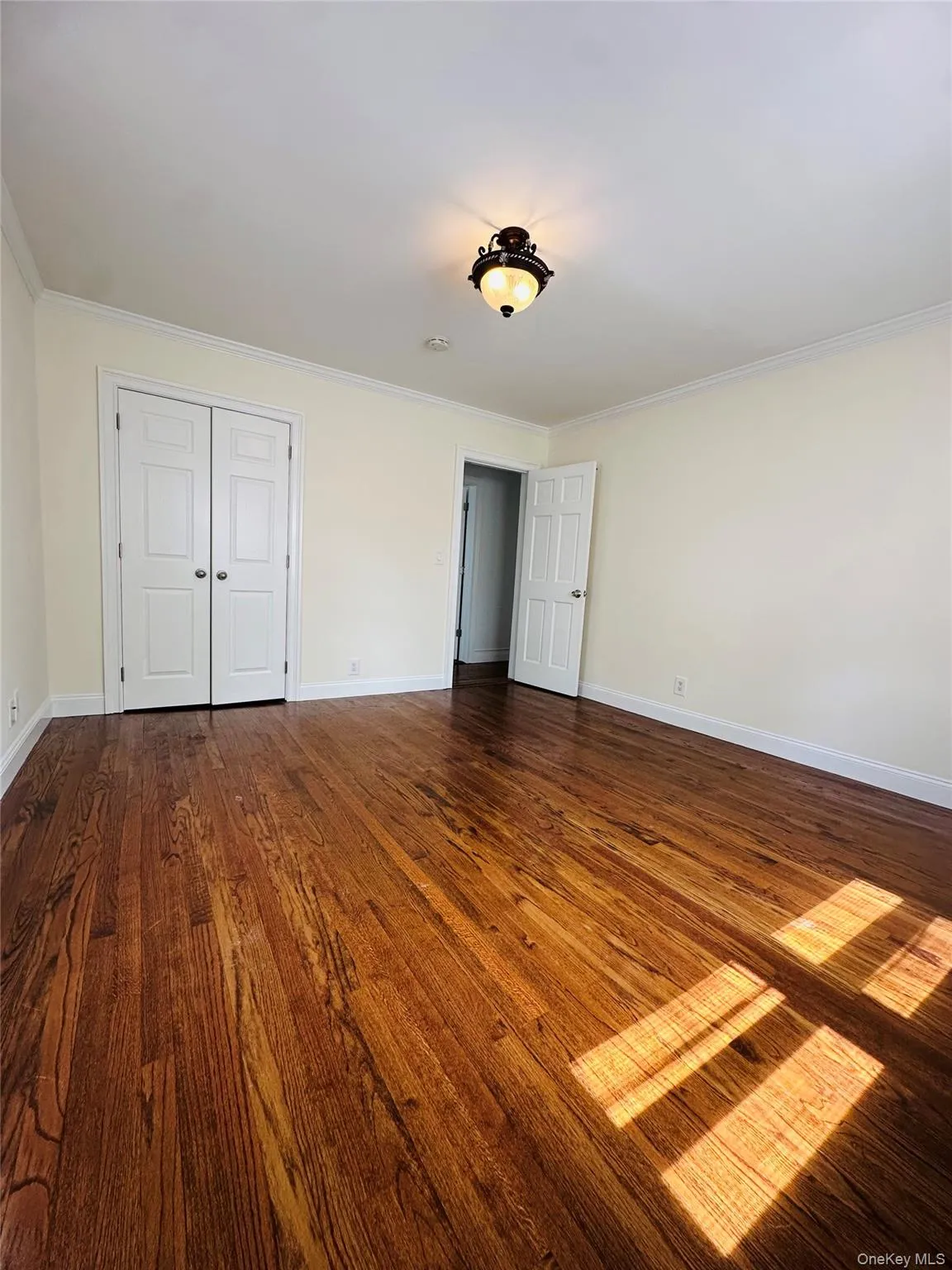35 Lindsey Street, Yonkers, NY, 3 Bedrooms Bedrooms, 7 Rooms Rooms,1 BathroomBathrooms,Residential Lease,For Rent,Lindsey,0,1012081 35 Lindsey Street, Yonkers, NY, 3 Bedrooms Bedrooms, 7 Rooms Rooms,1 BathroomBathrooms,Residential Lease,For Rent,Lindsey,0,1012081