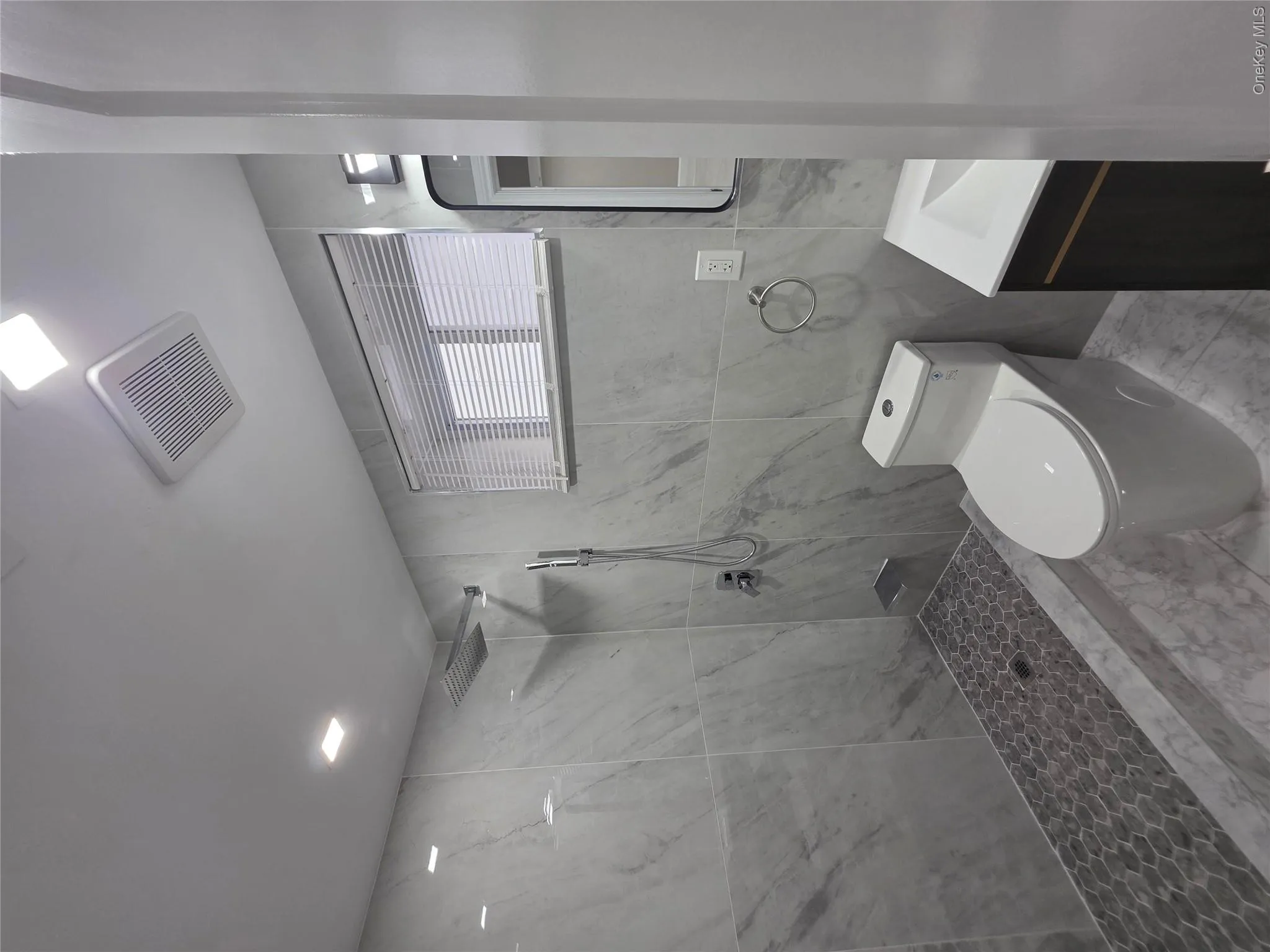 1720 New Haven Avenue, New York, NY, 7 Bedrooms Bedrooms, 9 Rooms Rooms,5 BathroomsBathrooms,Residential,For Rent,New Haven,0,1012084 1720 New Haven Avenue, New York, NY, 7 Bedrooms Bedrooms, 9 Rooms Rooms,5 BathroomsBathrooms,Residential,For Rent,New Haven,0,1012084