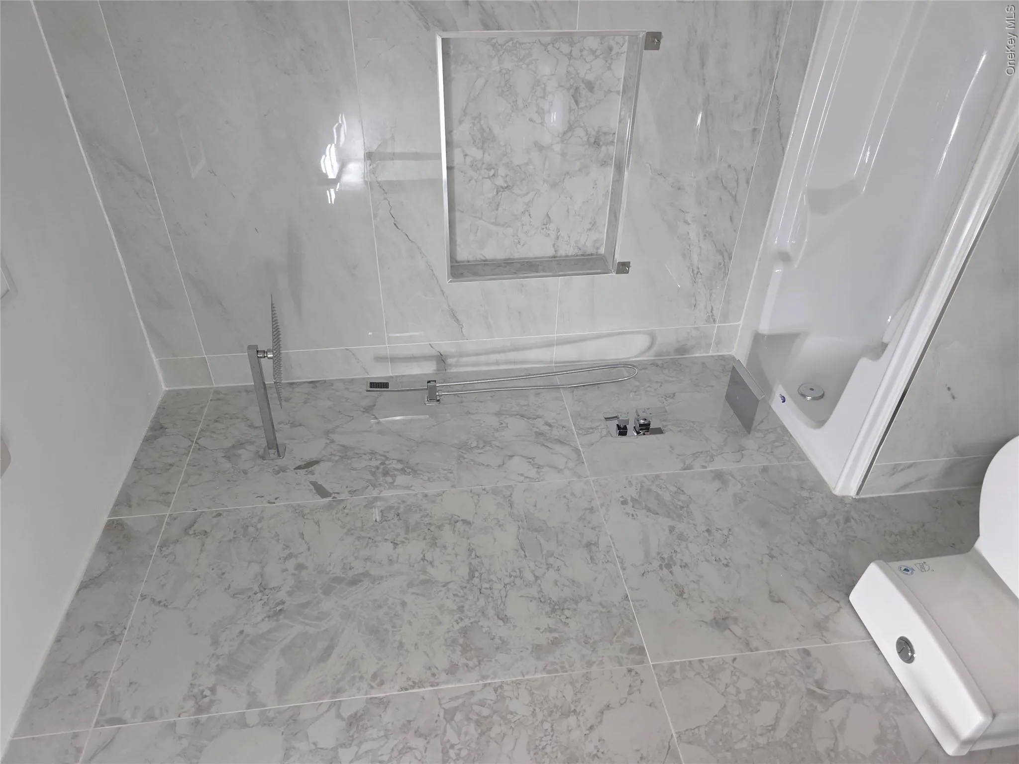 1720 New Haven Avenue, New York, NY, 7 Bedrooms Bedrooms, 9 Rooms Rooms,5 BathroomsBathrooms,Residential,For Rent,New Haven,0,1012084 1720 New Haven Avenue, New York, NY, 7 Bedrooms Bedrooms, 9 Rooms Rooms,5 BathroomsBathrooms,Residential,For Rent,New Haven,0,1012084