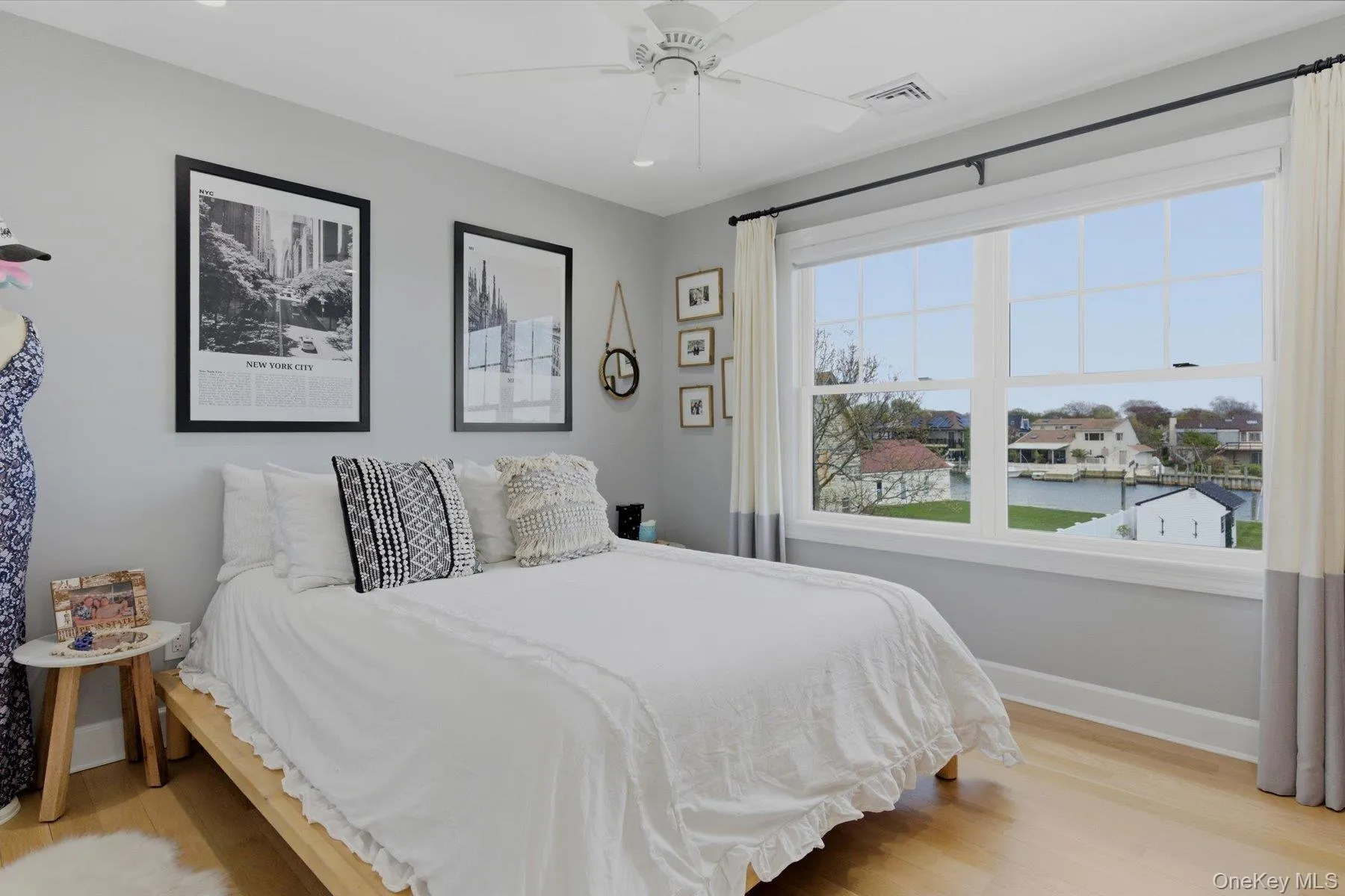 240 Clocks Boulevard, Oyster Bay, NY, 5 Bedrooms Bedrooms, 11 Rooms Rooms,3 BathroomsBathrooms,Residential,For Rent,Clocks,0,1012085 240 Clocks Boulevard, Oyster Bay, NY, 5 Bedrooms Bedrooms, 11 Rooms Rooms,3 BathroomsBathrooms,Residential,For Rent,Clocks,0,1012085
