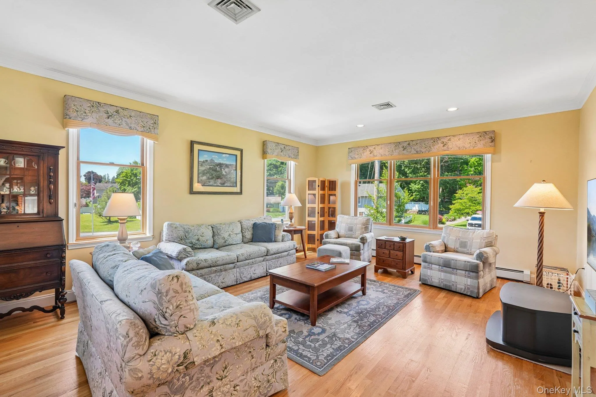 12 Bayview Drive, Stony Point, NY, 4 Bedrooms Bedrooms, 10 Rooms Rooms,2 BathroomsBathrooms,Residential,For Rent,Bayview,0,1012087 12 Bayview Drive, Stony Point, NY, 4 Bedrooms Bedrooms, 10 Rooms Rooms,2 BathroomsBathrooms,Residential,For Rent,Bayview,0,1012087