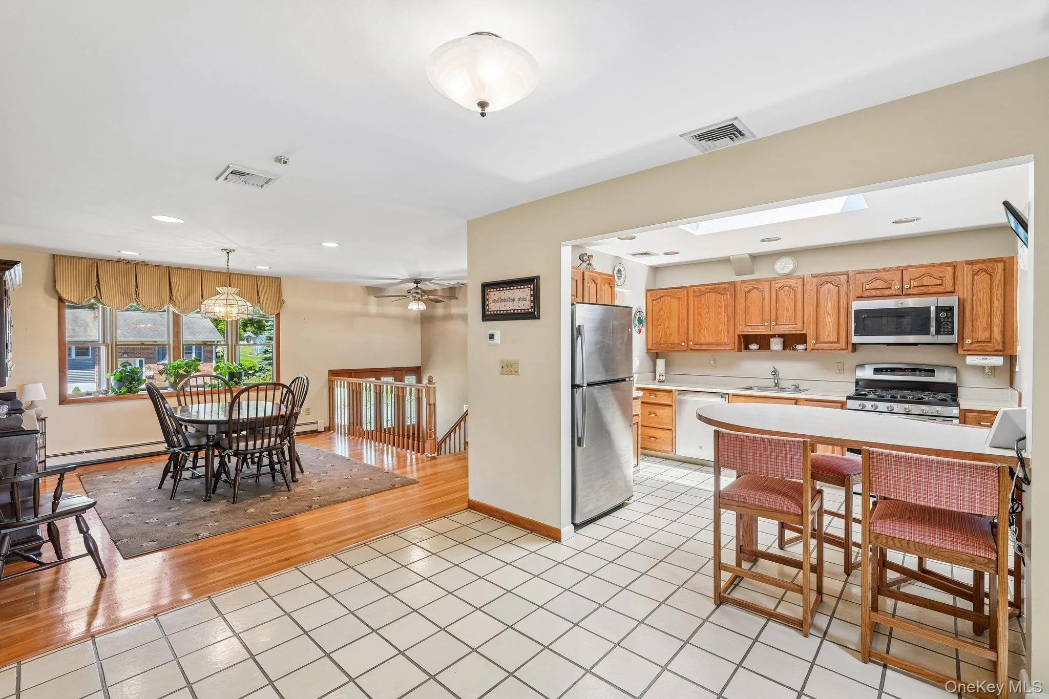 12 Bayview Drive, Stony Point, NY, 4 Bedrooms Bedrooms, 10 Rooms Rooms,2 BathroomsBathrooms,Residential,For Rent,Bayview,0,1012087 12 Bayview Drive, Stony Point, NY, 4 Bedrooms Bedrooms, 10 Rooms Rooms,2 BathroomsBathrooms,Residential,For Rent,Bayview,0,1012087