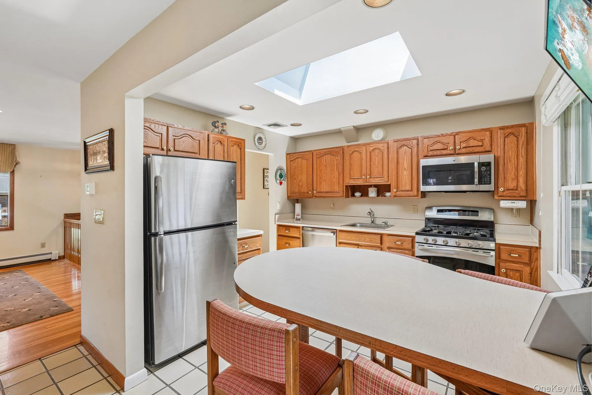 12 Bayview Drive, Stony Point, NY, 4 Bedrooms Bedrooms, 10 Rooms Rooms,2 BathroomsBathrooms,Residential,For Rent,Bayview,0,1012087 12 Bayview Drive, Stony Point, NY, 4 Bedrooms Bedrooms, 10 Rooms Rooms,2 BathroomsBathrooms,Residential,For Rent,Bayview,0,1012087