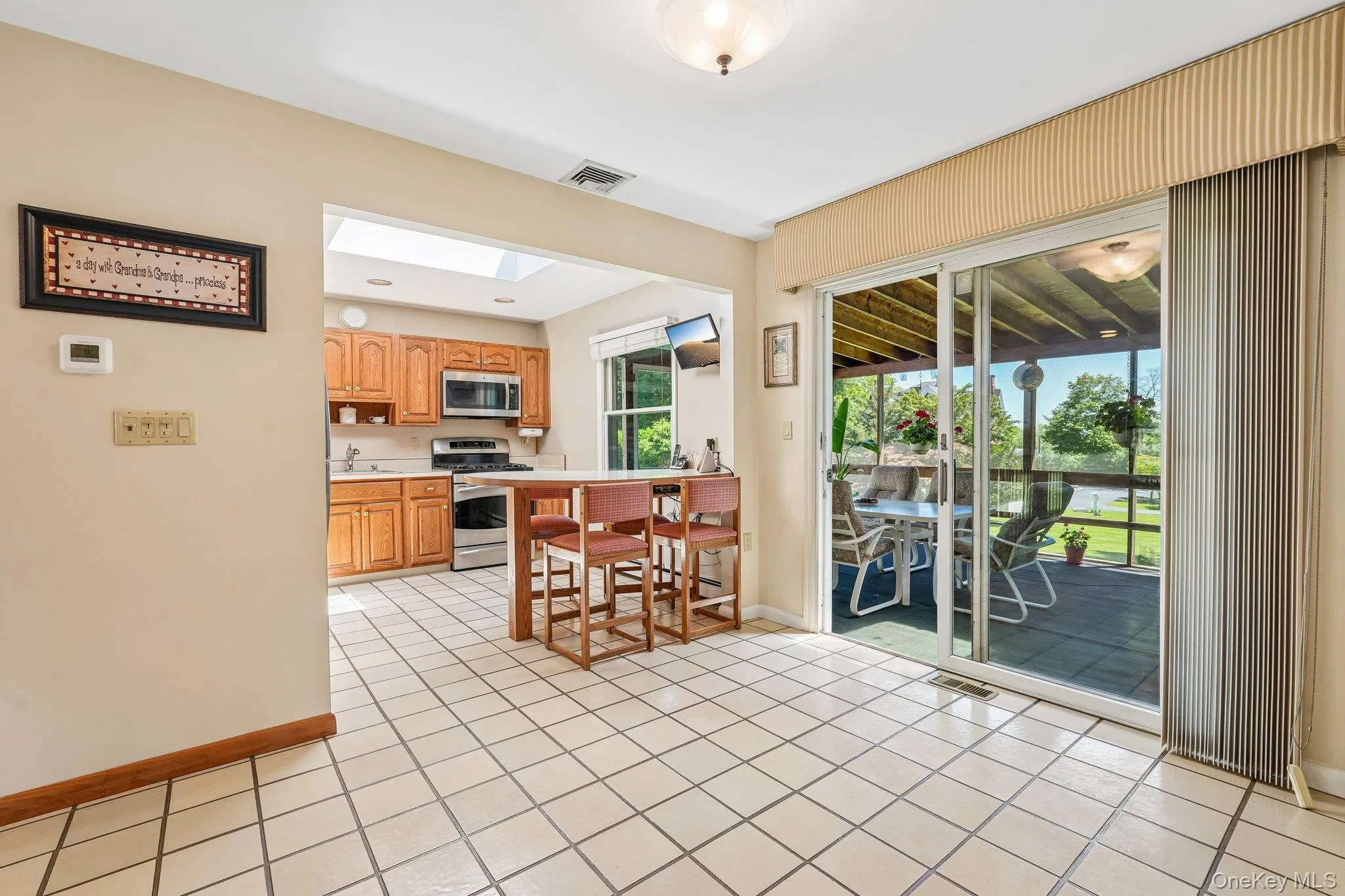 12 Bayview Drive, Stony Point, NY, 4 Bedrooms Bedrooms, 10 Rooms Rooms,2 BathroomsBathrooms,Residential,For Rent,Bayview,0,1012087 12 Bayview Drive, Stony Point, NY, 4 Bedrooms Bedrooms, 10 Rooms Rooms,2 BathroomsBathrooms,Residential,For Rent,Bayview,0,1012087