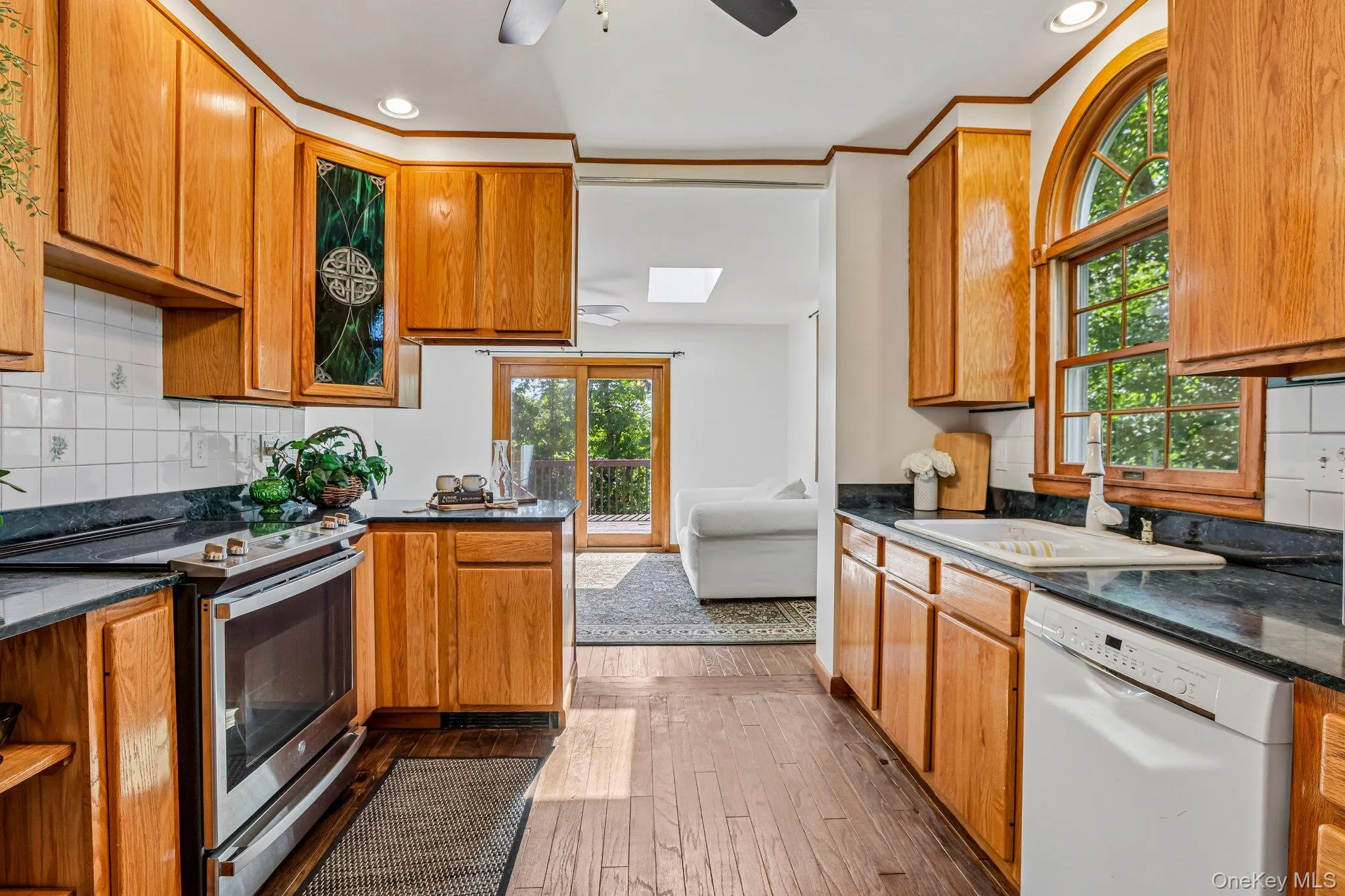 605 Stage Road, Monroe, NY, 3 Bedrooms Bedrooms, 8 Rooms Rooms,2 BathroomsBathrooms,Residential,For Rent,Stage,0,1012089 605 Stage Road, Monroe, NY, 3 Bedrooms Bedrooms, 8 Rooms Rooms,2 BathroomsBathrooms,Residential,For Rent,Stage,0,1012089