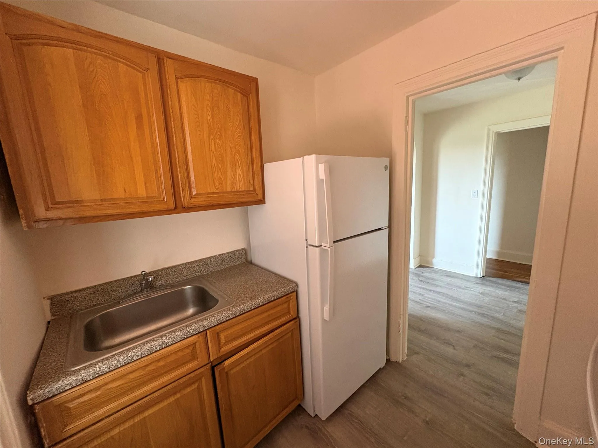 30 Locust Hill Avenue, Yonkers, NY, 1 Bedroom Bedrooms, 5 Rooms Rooms,1 BathroomBathrooms,Residential Lease,For Rent,Locust Hill,0,1012090 30 Locust Hill Avenue, Yonkers, NY, 1 Bedroom Bedrooms, 5 Rooms Rooms,1 BathroomBathrooms,Residential Lease,For Rent,Locust Hill,0,1012090