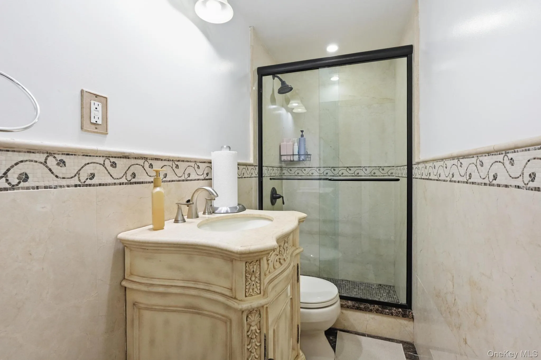 47 Orange Drive, Oyster Bay, NY, 5 Bedrooms Bedrooms, 11 Rooms Rooms,3 BathroomsBathrooms,Residential,For Rent,Orange,0,1012091 47 Orange Drive, Oyster Bay, NY, 5 Bedrooms Bedrooms, 11 Rooms Rooms,3 BathroomsBathrooms,Residential,For Rent,Orange,0,1012091