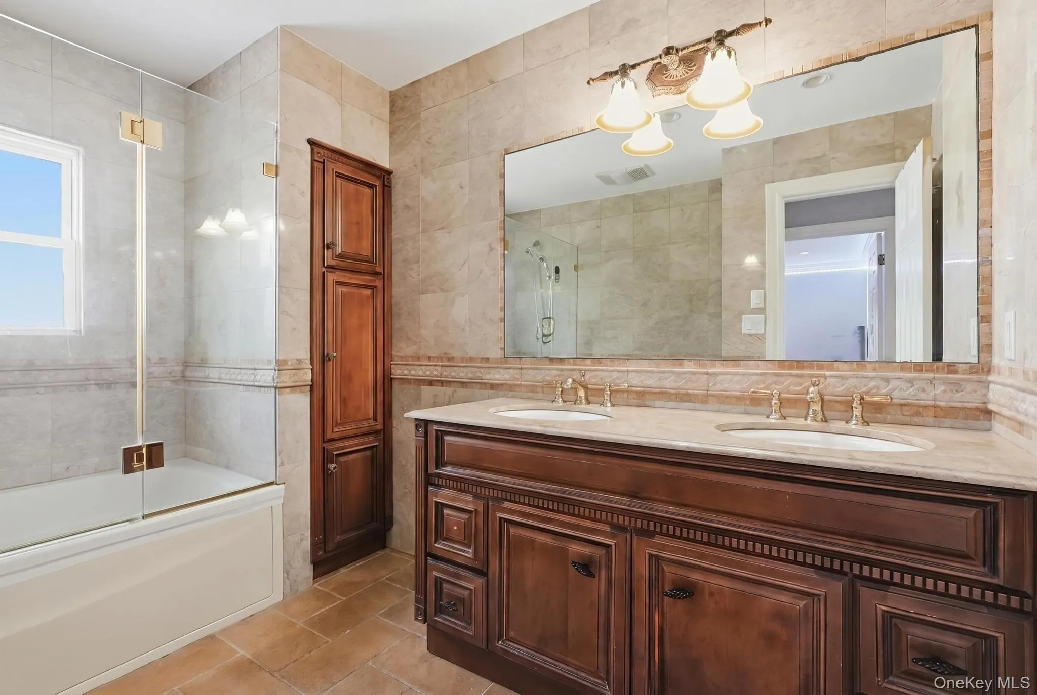 47 Orange Drive, Oyster Bay, NY, 5 Bedrooms Bedrooms, 11 Rooms Rooms,3 BathroomsBathrooms,Residential,For Rent,Orange,0,1012091 47 Orange Drive, Oyster Bay, NY, 5 Bedrooms Bedrooms, 11 Rooms Rooms,3 BathroomsBathrooms,Residential,For Rent,Orange,0,1012091