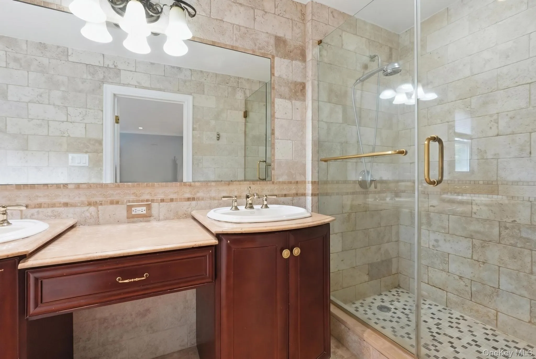 47 Orange Drive, Oyster Bay, NY, 5 Bedrooms Bedrooms, 11 Rooms Rooms,3 BathroomsBathrooms,Residential,For Rent,Orange,0,1012091 47 Orange Drive, Oyster Bay, NY, 5 Bedrooms Bedrooms, 11 Rooms Rooms,3 BathroomsBathrooms,Residential,For Rent,Orange,0,1012091