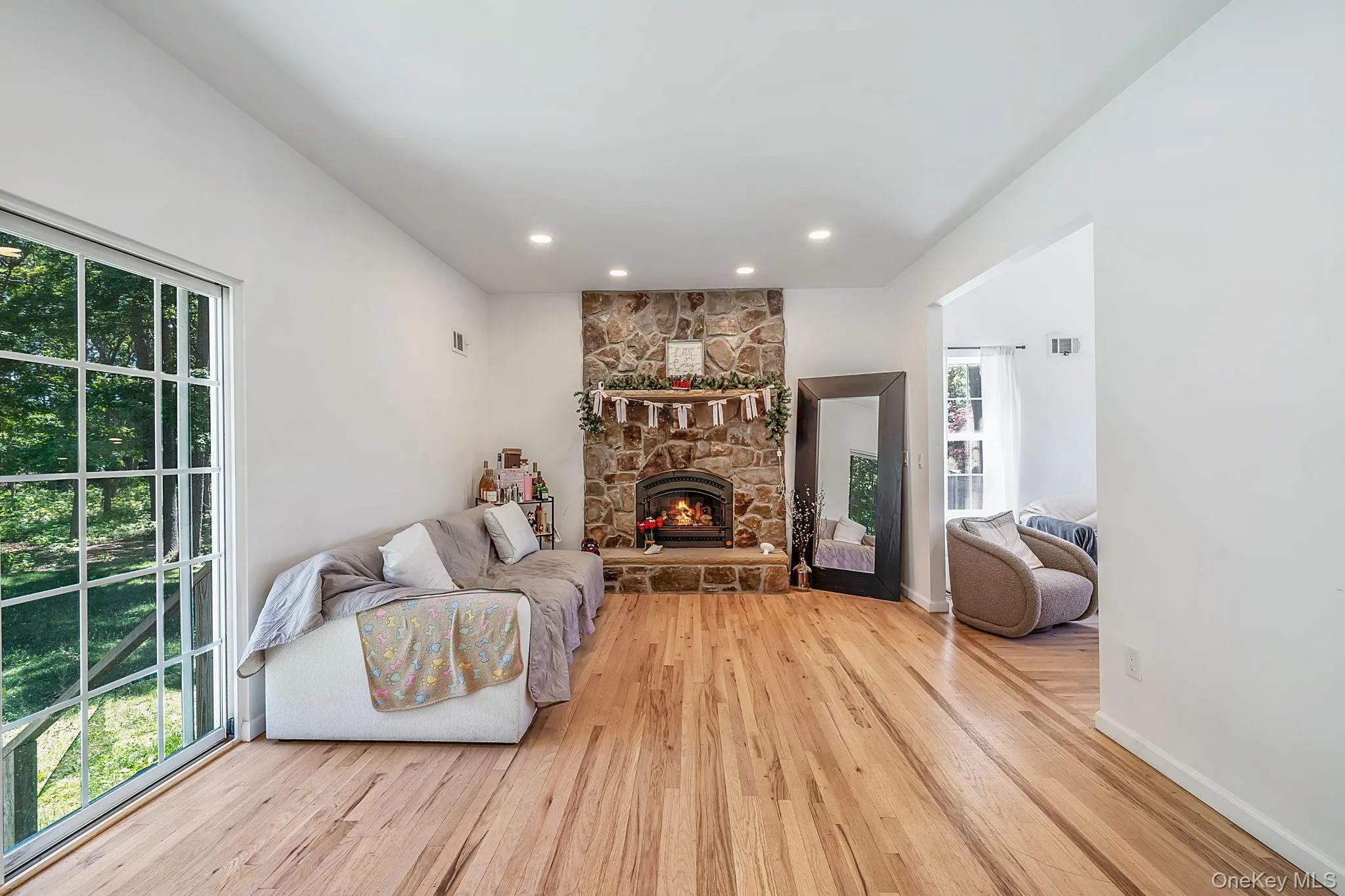9 Mulligan Drive, Brookhaven, NY, 5 Bedrooms Bedrooms, 6 Rooms Rooms,4 BathroomsBathrooms,Residential,For Rent,Mulligan,0,1012093 9 Mulligan Drive, Brookhaven, NY, 5 Bedrooms Bedrooms, 6 Rooms Rooms,4 BathroomsBathrooms,Residential,For Rent,Mulligan,0,1012093
