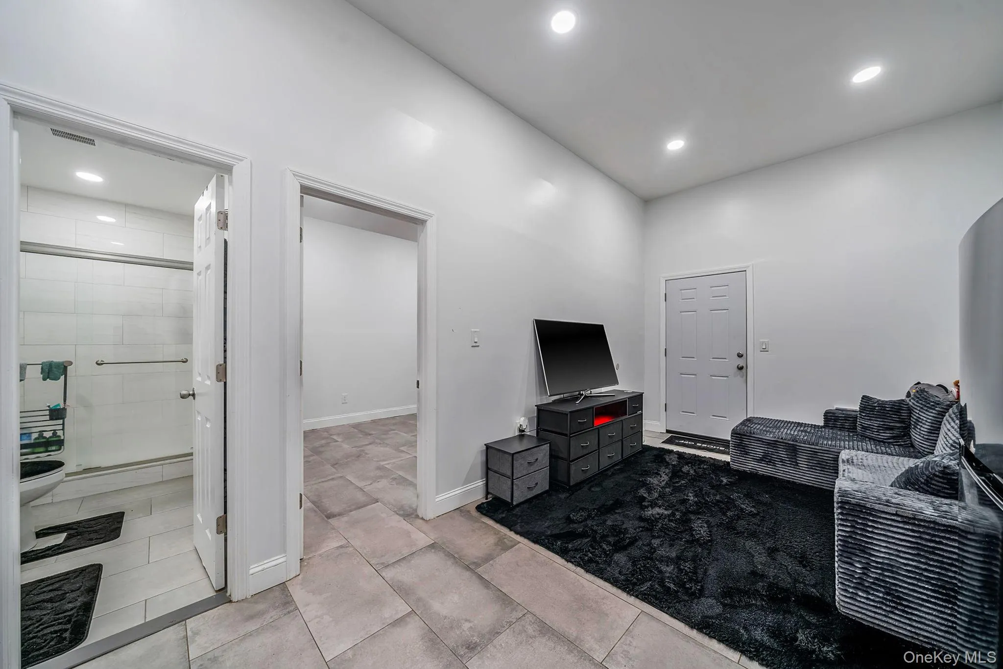 9 Mulligan Drive, Brookhaven, NY, 5 Bedrooms Bedrooms, 6 Rooms Rooms,4 BathroomsBathrooms,Residential,For Rent,Mulligan,0,1012093 9 Mulligan Drive, Brookhaven, NY, 5 Bedrooms Bedrooms, 6 Rooms Rooms,4 BathroomsBathrooms,Residential,For Rent,Mulligan,0,1012093