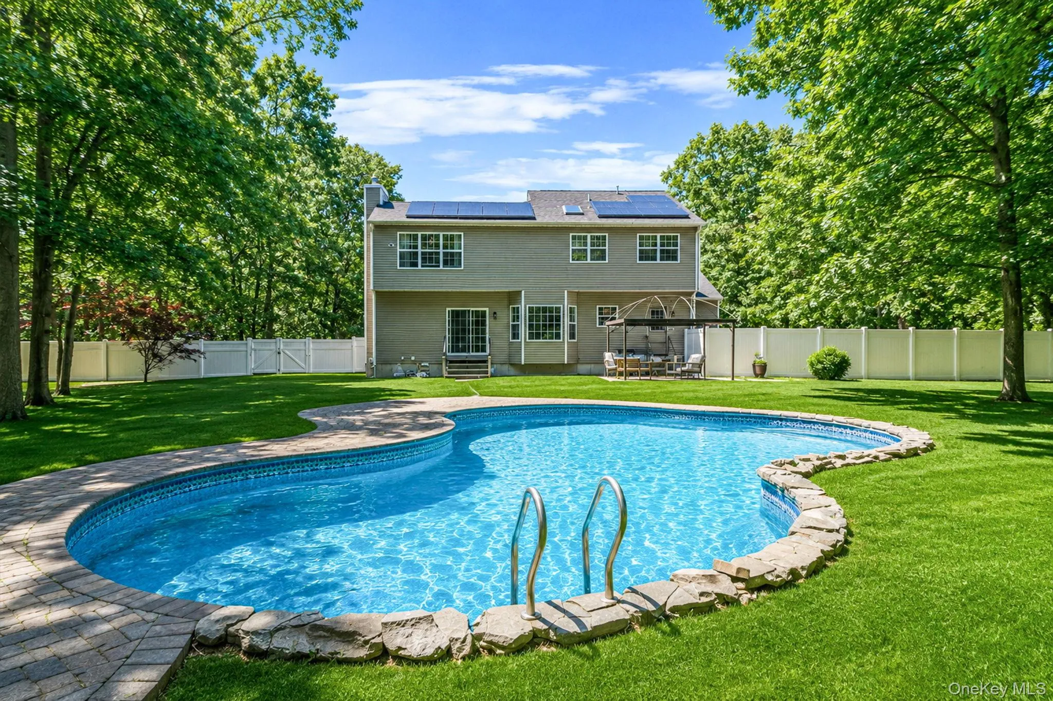 9 Mulligan Drive, Brookhaven, NY, 5 Bedrooms Bedrooms, 6 Rooms Rooms,4 BathroomsBathrooms,Residential,For Rent,Mulligan,0,1012093 9 Mulligan Drive, Brookhaven, NY, 5 Bedrooms Bedrooms, 6 Rooms Rooms,4 BathroomsBathrooms,Residential,For Rent,Mulligan,0,1012093