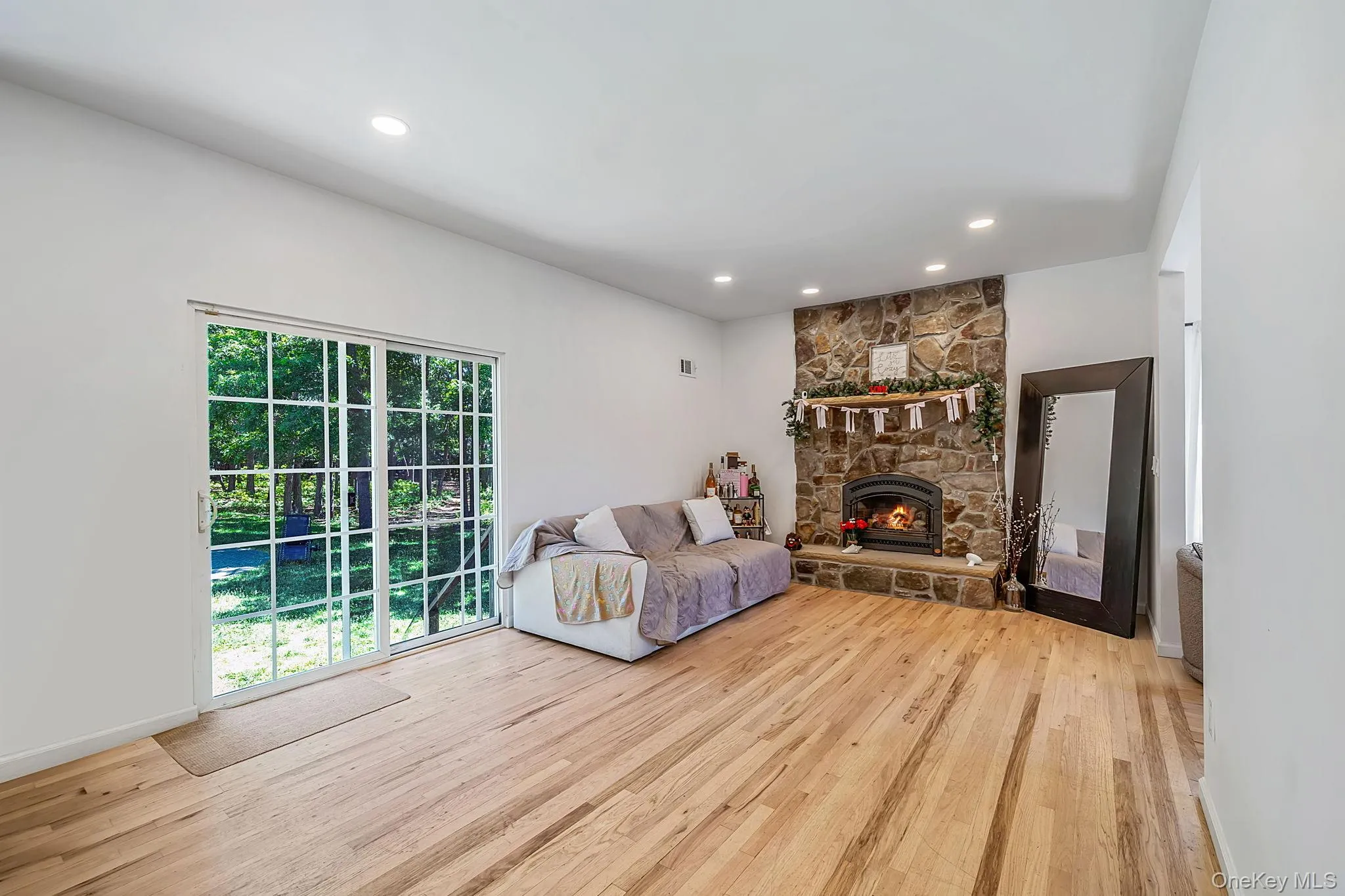 9 Mulligan Drive, Brookhaven, NY, 5 Bedrooms Bedrooms, 6 Rooms Rooms,4 BathroomsBathrooms,Residential,For Rent,Mulligan,0,1012093 9 Mulligan Drive, Brookhaven, NY, 5 Bedrooms Bedrooms, 6 Rooms Rooms,4 BathroomsBathrooms,Residential,For Rent,Mulligan,0,1012093