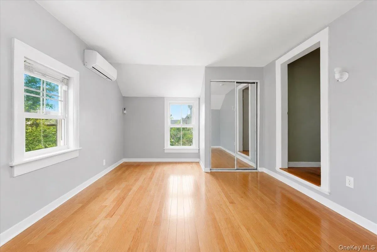 413 Union Avenue, Mount Vernon, NY, 3 Bedrooms Bedrooms, 10 Rooms Rooms,2 BathroomsBathrooms,Residential,For Rent,Union,0,1012095 413 Union Avenue, Mount Vernon, NY, 3 Bedrooms Bedrooms, 10 Rooms Rooms,2 BathroomsBathrooms,Residential,For Rent,Union,0,1012095