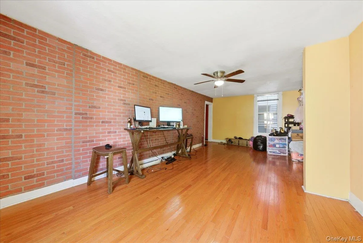 413 Union Avenue, Mount Vernon, NY, 3 Bedrooms Bedrooms, 10 Rooms Rooms,2 BathroomsBathrooms,Residential,For Rent,Union,0,1012095 413 Union Avenue, Mount Vernon, NY, 3 Bedrooms Bedrooms, 10 Rooms Rooms,2 BathroomsBathrooms,Residential,For Rent,Union,0,1012095