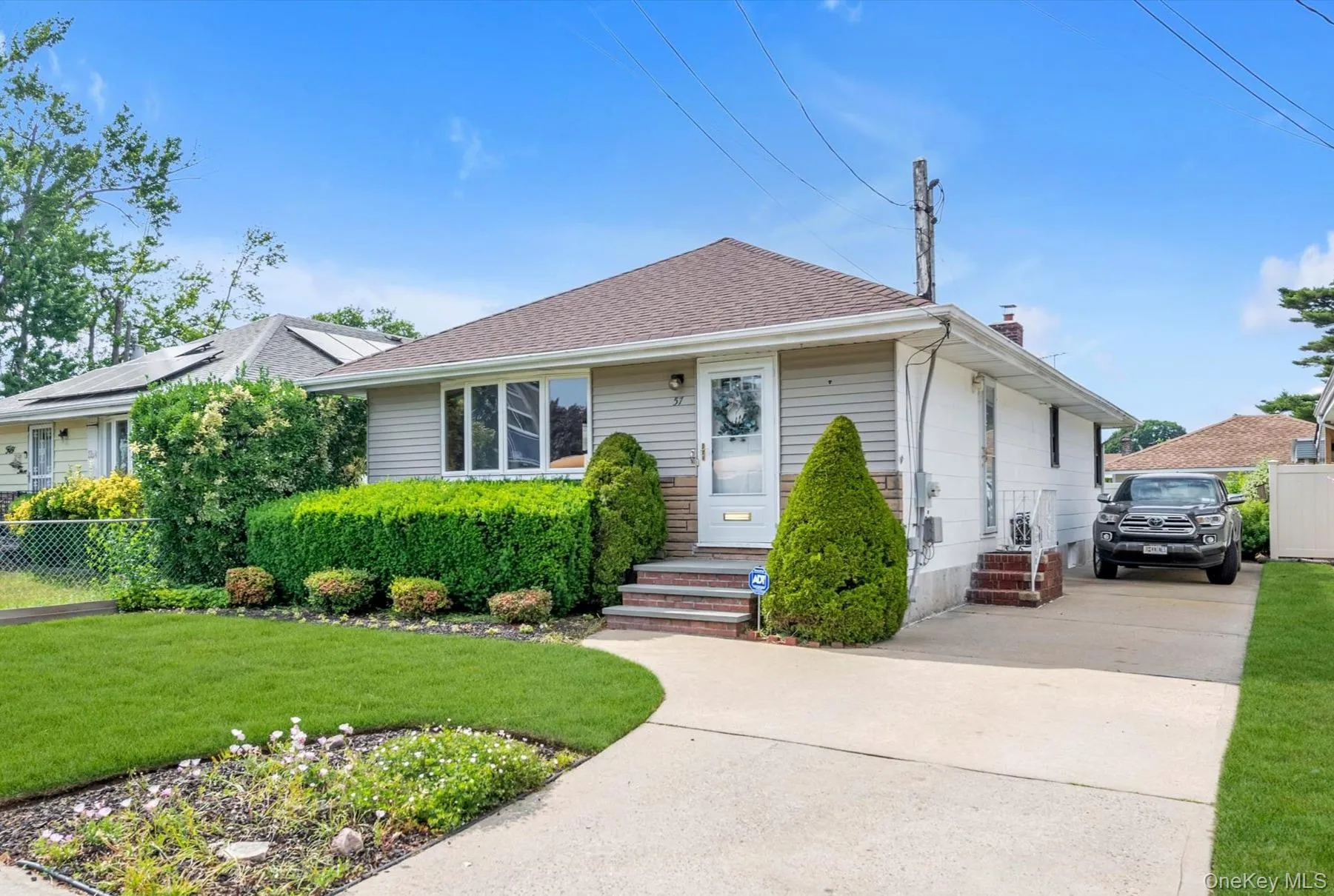 57 Lawrence Road, Hempstead, NY, 3 Bedrooms Bedrooms, 6 Rooms Rooms,1 BathroomBathrooms,Residential,For Rent,Lawrence,0,1012099 57 Lawrence Road, Hempstead, NY, 3 Bedrooms Bedrooms, 6 Rooms Rooms,1 BathroomBathrooms,Residential,For Rent,Lawrence,0,1012099