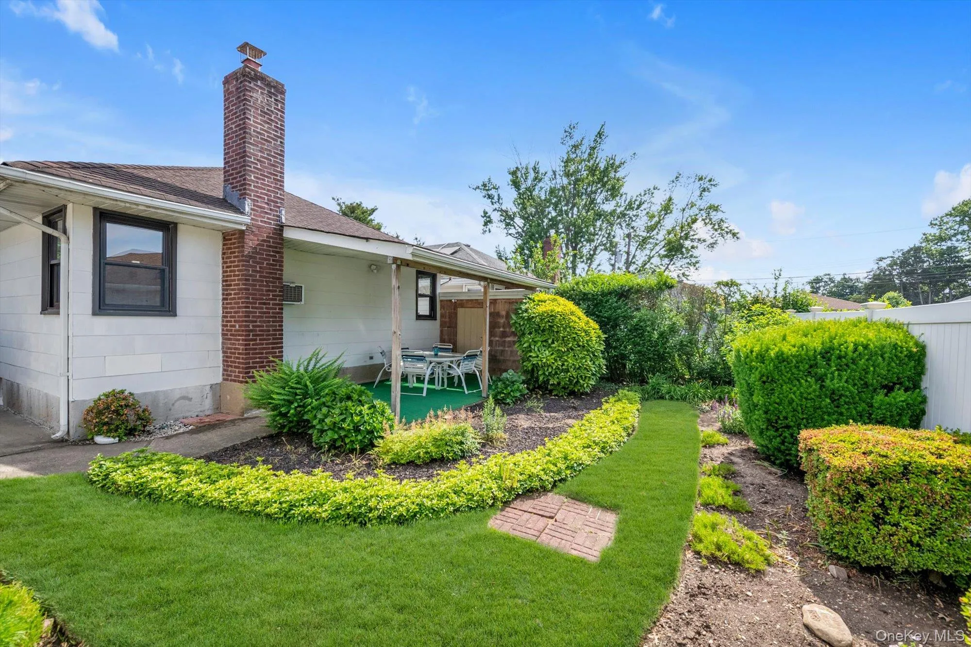 57 Lawrence Road, Hempstead, NY, 3 Bedrooms Bedrooms, 6 Rooms Rooms,1 BathroomBathrooms,Residential,For Rent,Lawrence,0,1012099 57 Lawrence Road, Hempstead, NY, 3 Bedrooms Bedrooms, 6 Rooms Rooms,1 BathroomBathrooms,Residential,For Rent,Lawrence,0,1012099