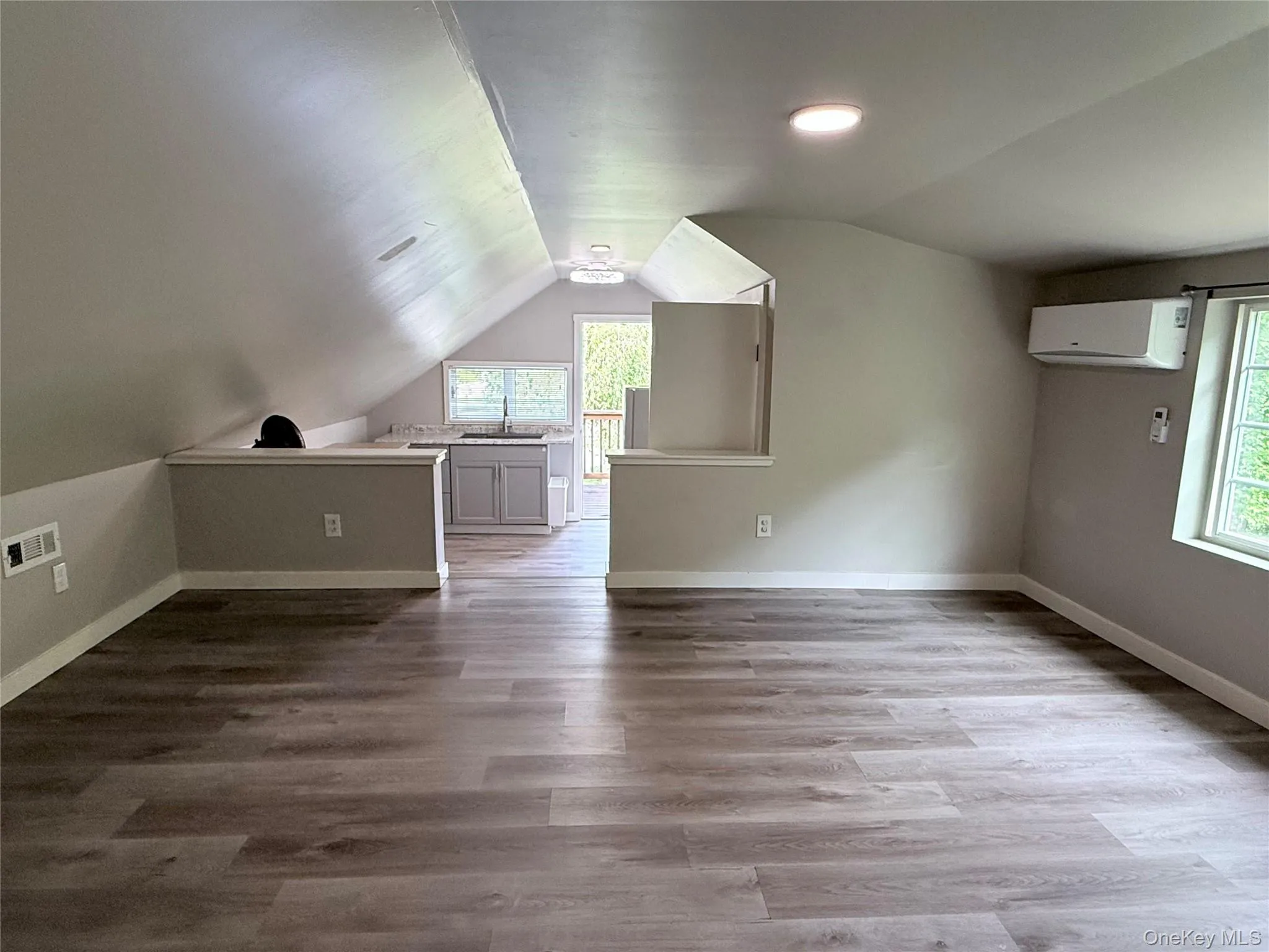 33 Walker Street, Mount Hope, NY, 4 Bedrooms Bedrooms, 8 Rooms Rooms,2 BathroomsBathrooms,Residential,For Rent,Walker,0,1012101 33 Walker Street, Mount Hope, NY, 4 Bedrooms Bedrooms, 8 Rooms Rooms,2 BathroomsBathrooms,Residential,For Rent,Walker,0,1012101