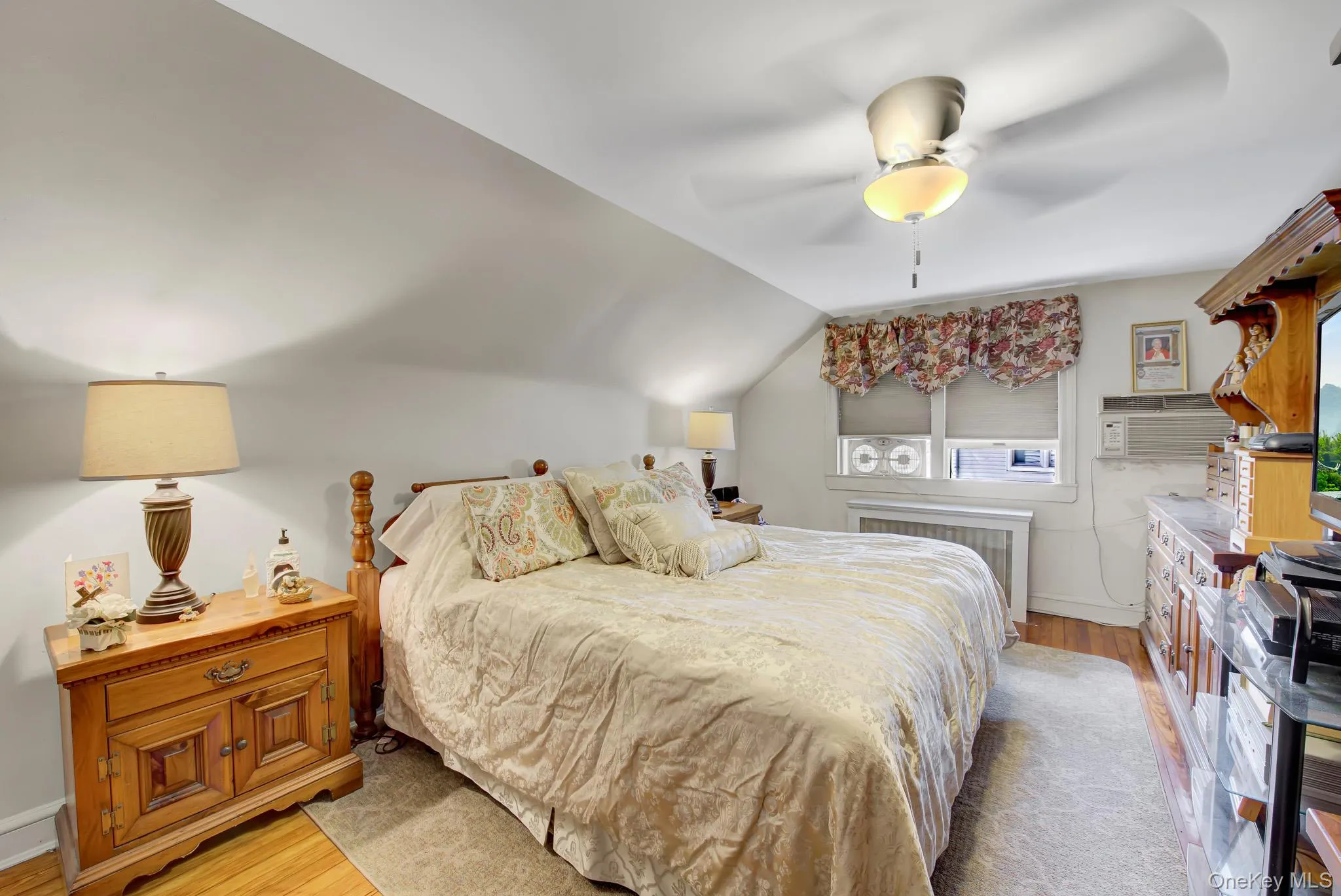 130 Fairfield Avenue, North Hempstead, NY, 4 Bedrooms Bedrooms, 10 Rooms Rooms,3 BathroomsBathrooms,Residential,For Rent,Fairfield,0,1012109 130 Fairfield Avenue, North Hempstead, NY, 4 Bedrooms Bedrooms, 10 Rooms Rooms,3 BathroomsBathrooms,Residential,For Rent,Fairfield,0,1012109