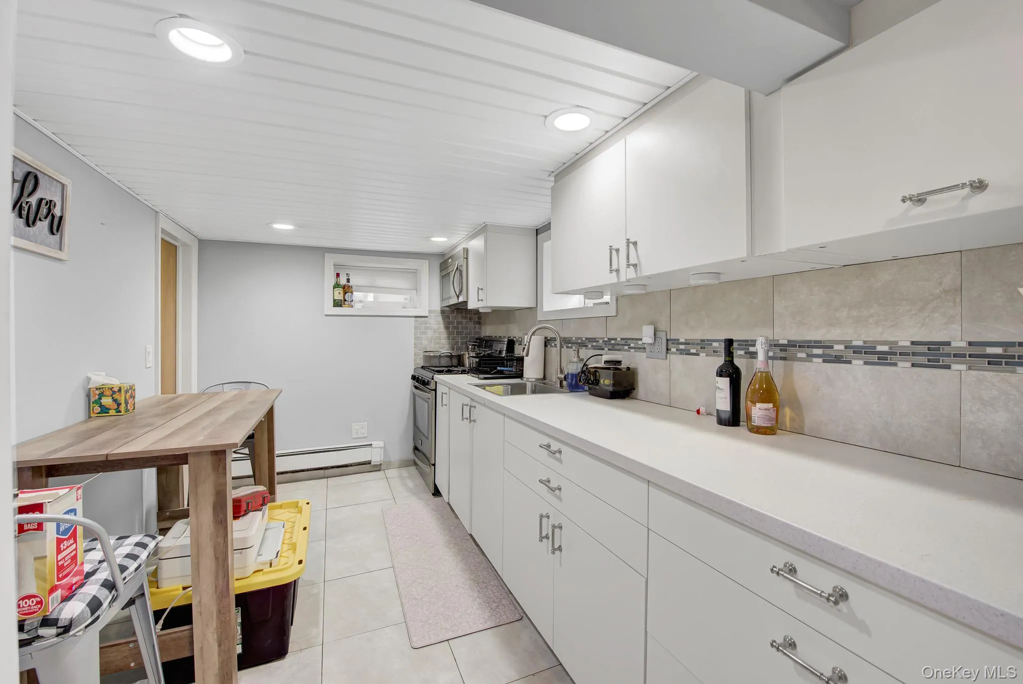 130 Fairfield Avenue, North Hempstead, NY, 4 Bedrooms Bedrooms, 10 Rooms Rooms,3 BathroomsBathrooms,Residential,For Rent,Fairfield,0,1012109 130 Fairfield Avenue, North Hempstead, NY, 4 Bedrooms Bedrooms, 10 Rooms Rooms,3 BathroomsBathrooms,Residential,For Rent,Fairfield,0,1012109