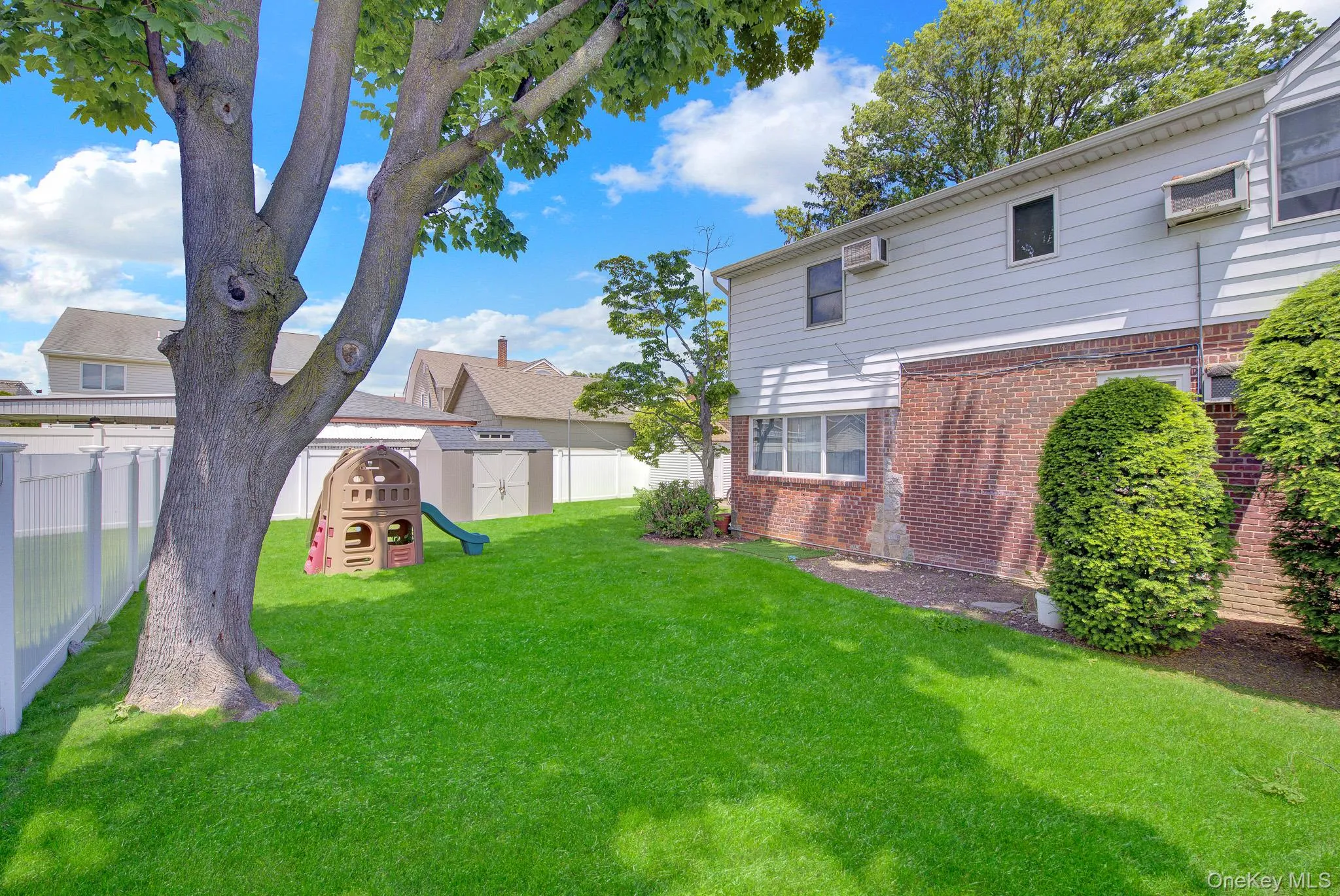 130 Fairfield Avenue, North Hempstead, NY, 4 Bedrooms Bedrooms, 10 Rooms Rooms,3 BathroomsBathrooms,Residential,For Rent,Fairfield,0,1012109 130 Fairfield Avenue, North Hempstead, NY, 4 Bedrooms Bedrooms, 10 Rooms Rooms,3 BathroomsBathrooms,Residential,For Rent,Fairfield,0,1012109