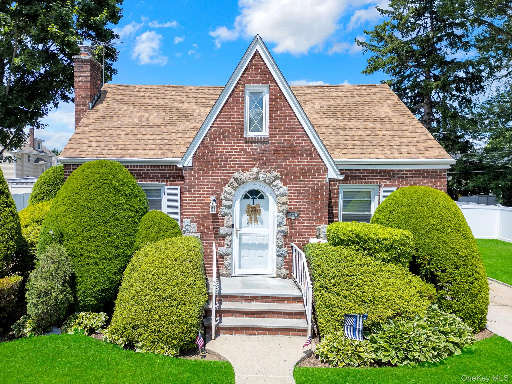 130 Fairfield Avenue, North Hempstead, NY, 4 Bedrooms Bedrooms, 10 Rooms Rooms,3 BathroomsBathrooms,Residential,For Rent,Fairfield,0,1012109 130 Fairfield Avenue, North Hempstead, NY, 4 Bedrooms Bedrooms, 10 Rooms Rooms,3 BathroomsBathrooms,Residential,For Rent,Fairfield,0,1012109