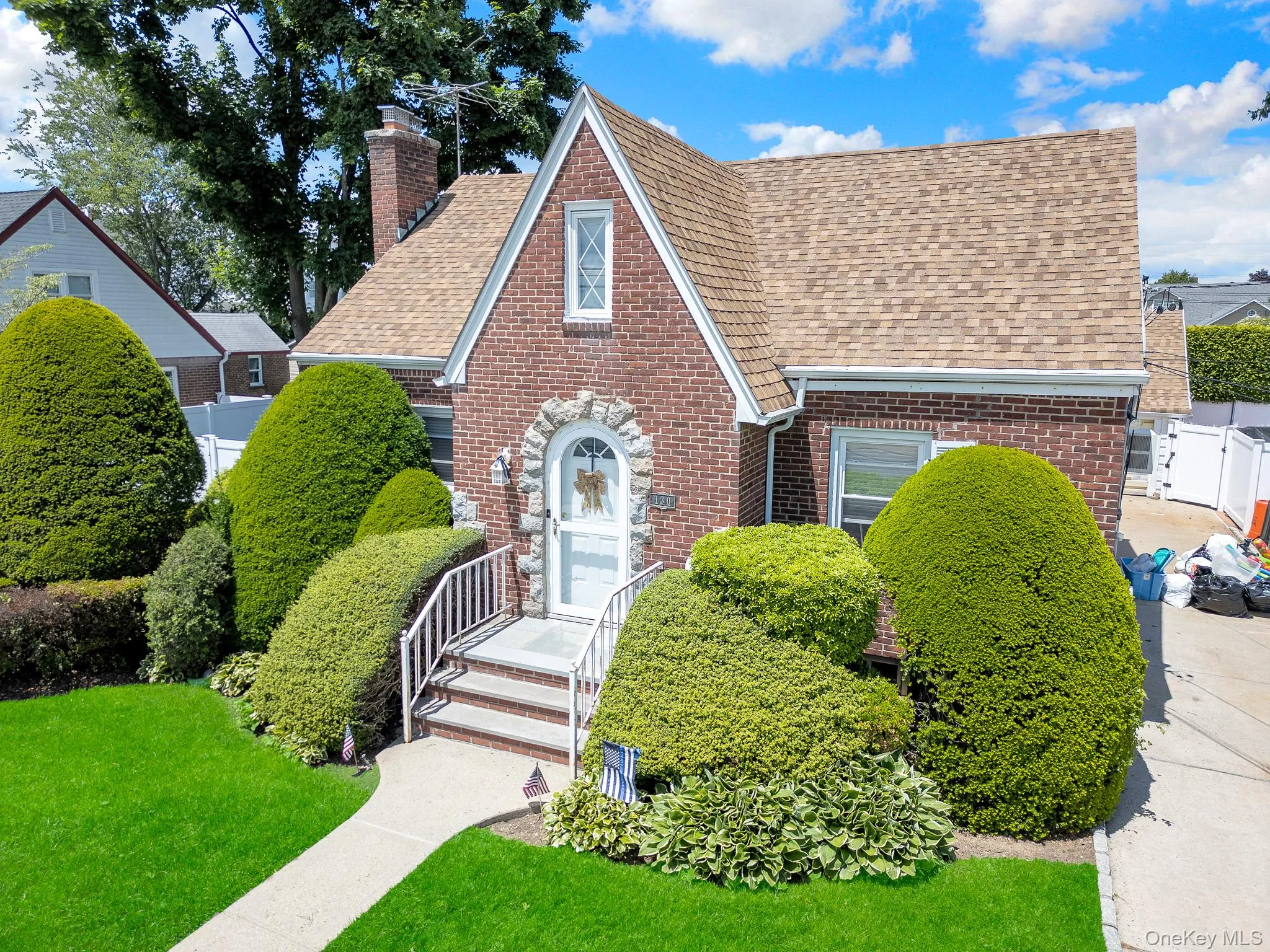130 Fairfield Avenue, North Hempstead, NY, 4 Bedrooms Bedrooms, 10 Rooms Rooms,3 BathroomsBathrooms,Residential,For Rent,Fairfield,0,1012109 130 Fairfield Avenue, North Hempstead, NY, 4 Bedrooms Bedrooms, 10 Rooms Rooms,3 BathroomsBathrooms,Residential,For Rent,Fairfield,0,1012109